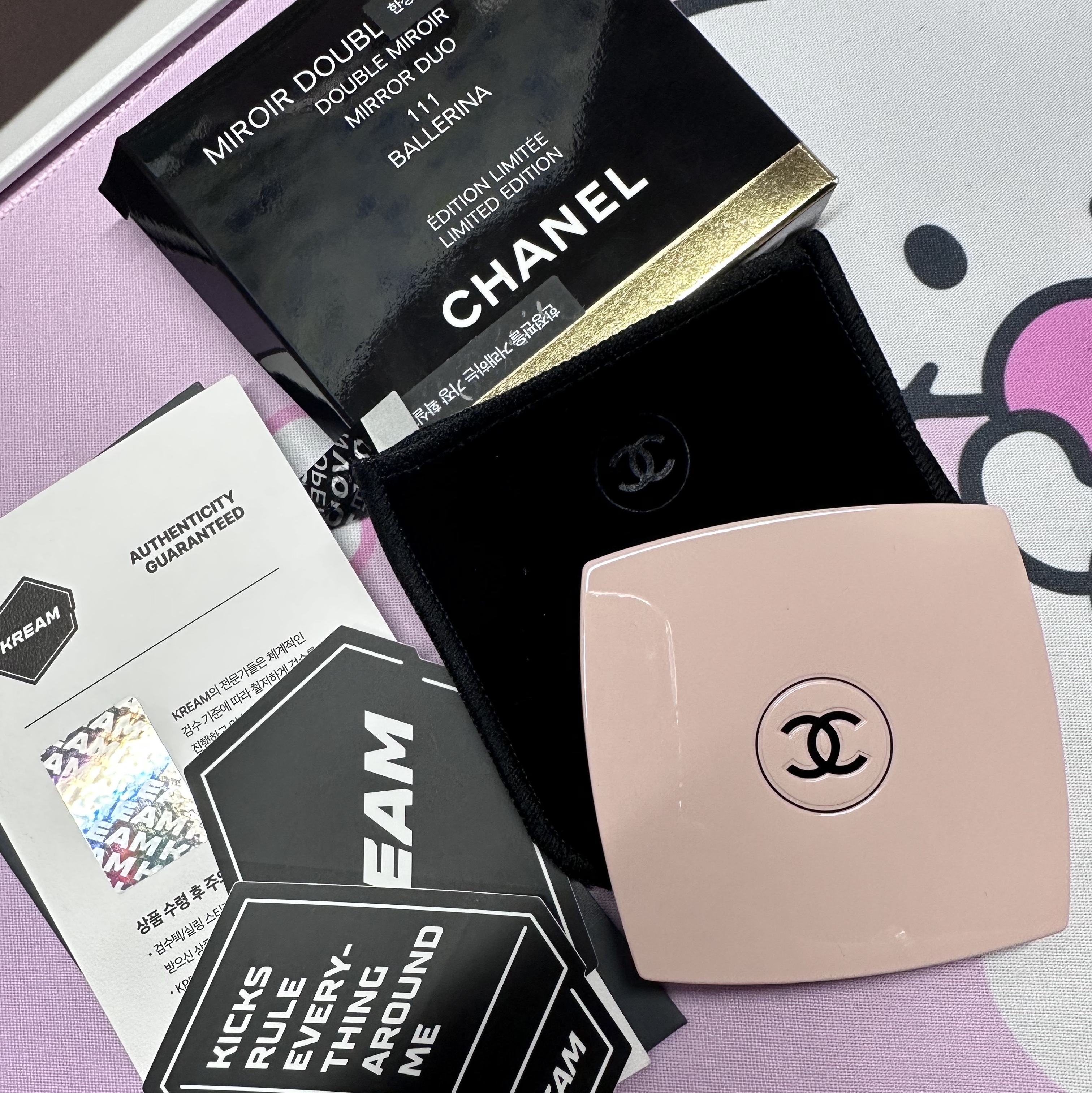 Chanel Codes Couleur Limited Edition Miroir Double Facettes 111 Ballerina 착용 스타일