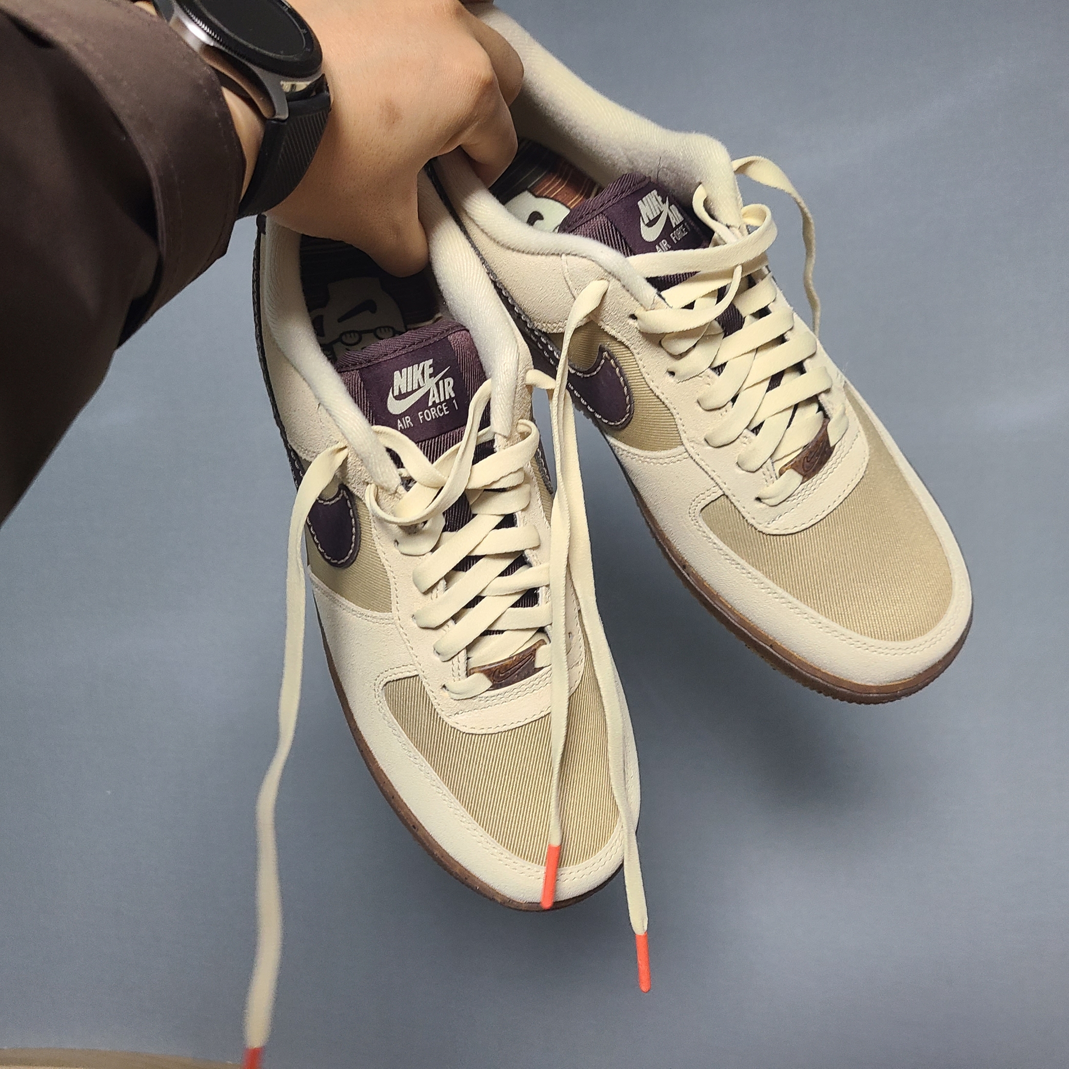 Nike Air Force 1 '07 LV8 Coffee 착용 스타일 - 2