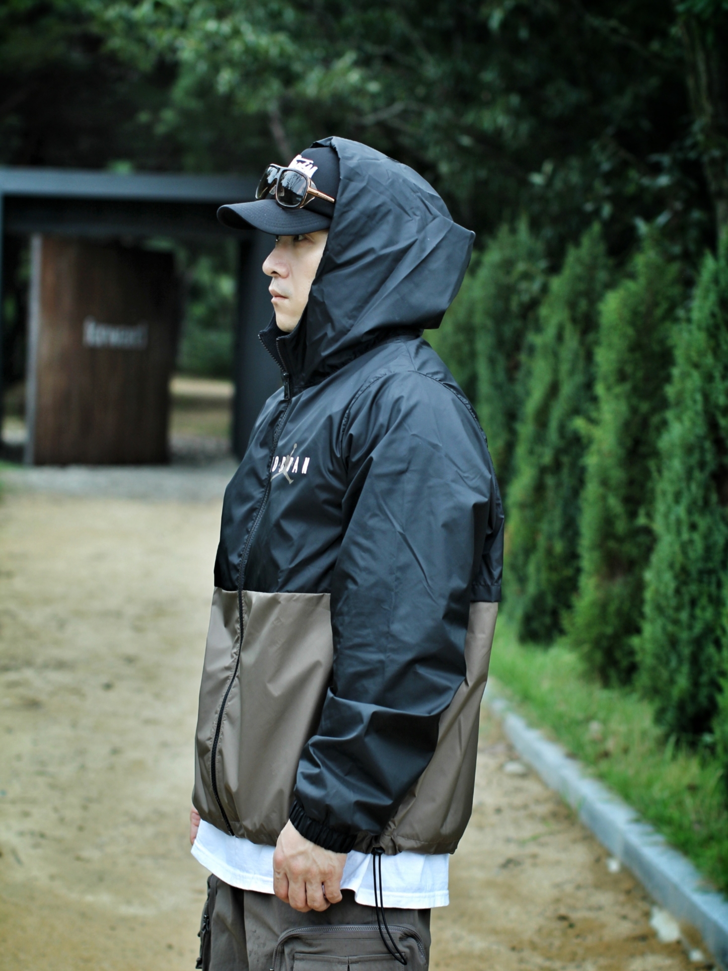 Nike ACG Cargo Shorts Ironstone - Asia, Jordan 1 x Travis Scott Retro High OG SP Mocha 착용 스타일 - 2