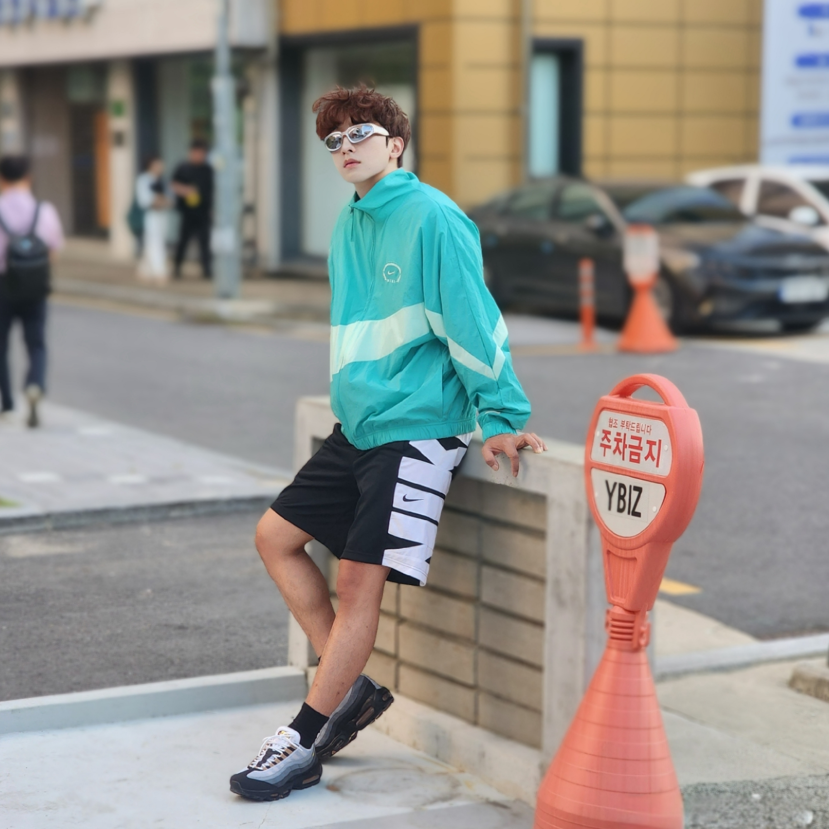 Nike Air Max 95 Wolf Grey Yellow Strike, Nike NSW HBR NCPS Woven Jacket Washed Teal - Asia 착용 스타일 - 3