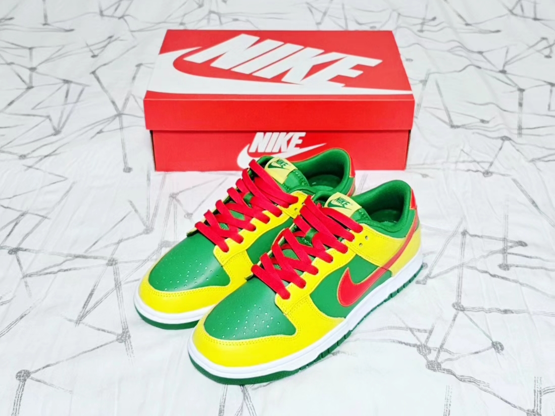 Nike Dunk Low Apple Green and Yellow Strike 착용 스타일 - 1