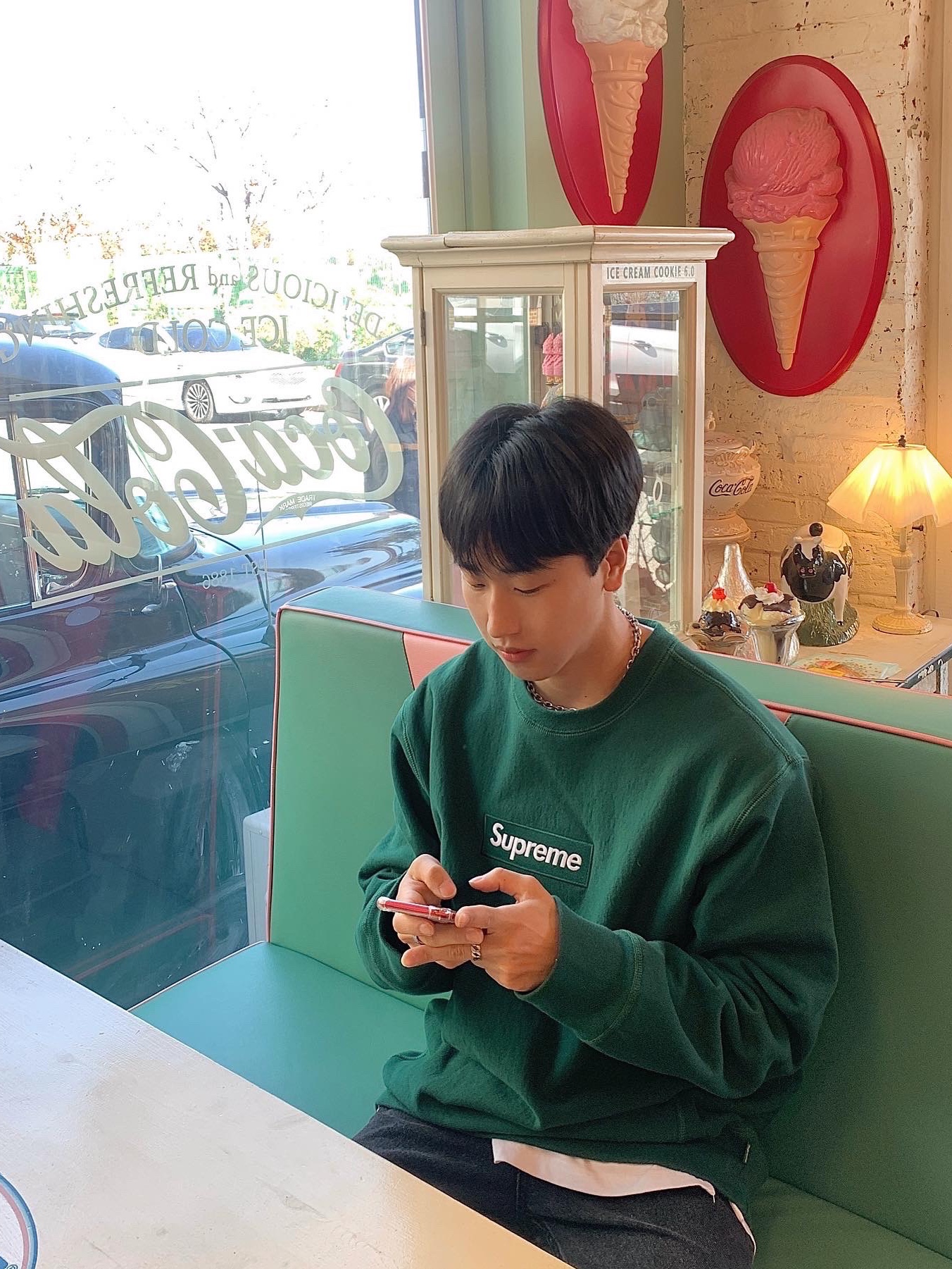 Supreme Box Logo Crewneck Dark Green - 18FW, Nike SB Dunk Low Pro Clear Jade 착용 스타일 - 1