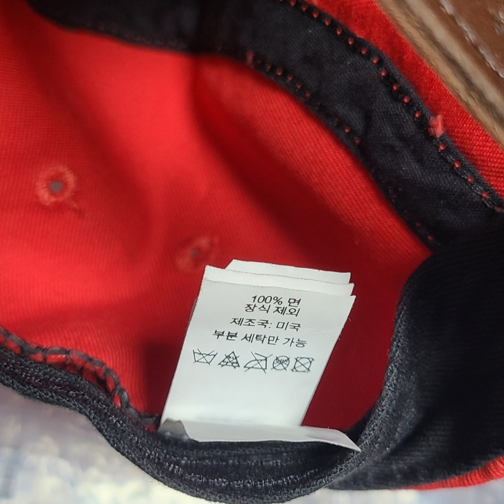 Supreme Washed Chino Twill Camp Cap Red 착용 스타일 - 2