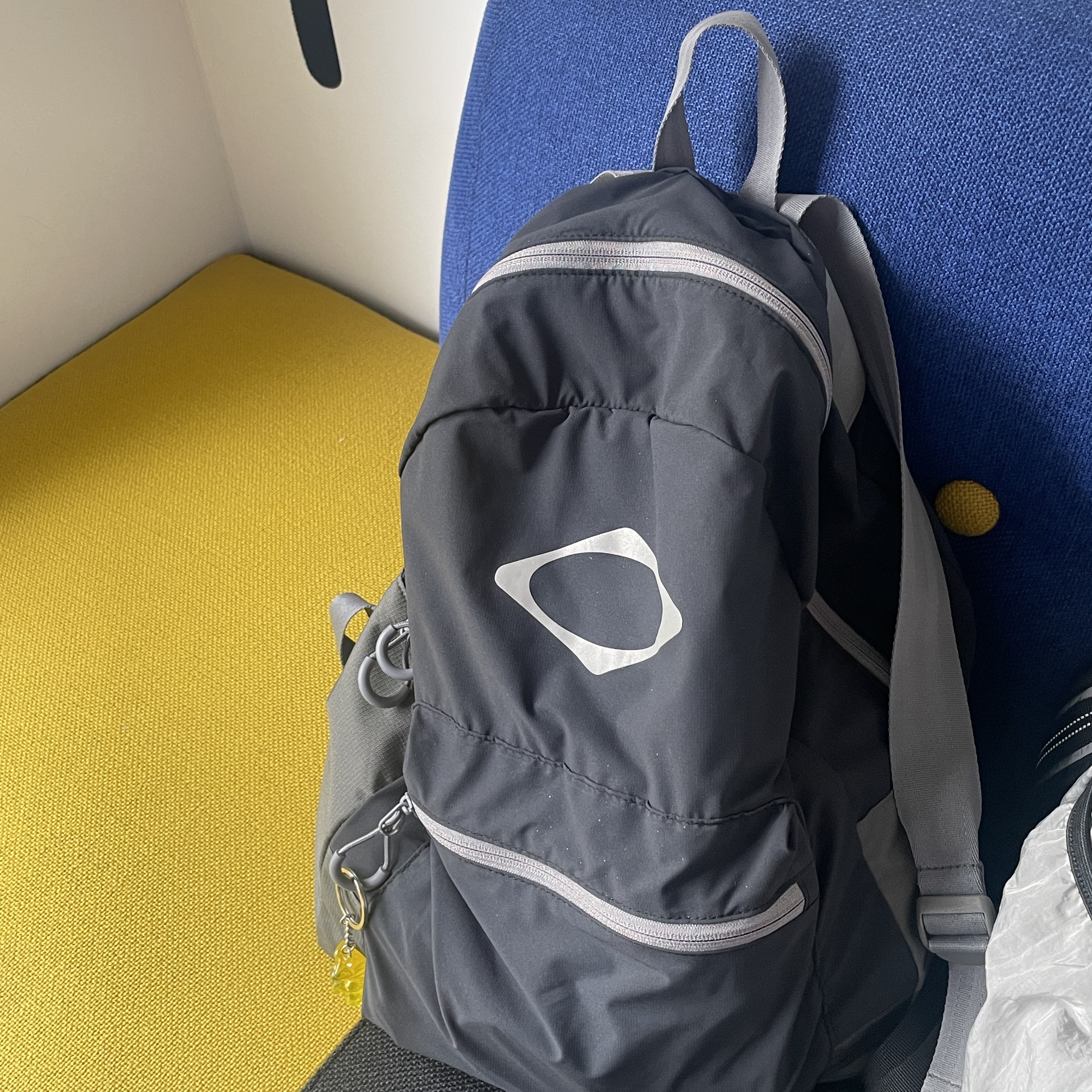 Mischief Rhombus Light Weight Backpack Black - The Hyundai Seoul Exclusive 착용 스타일 - 1