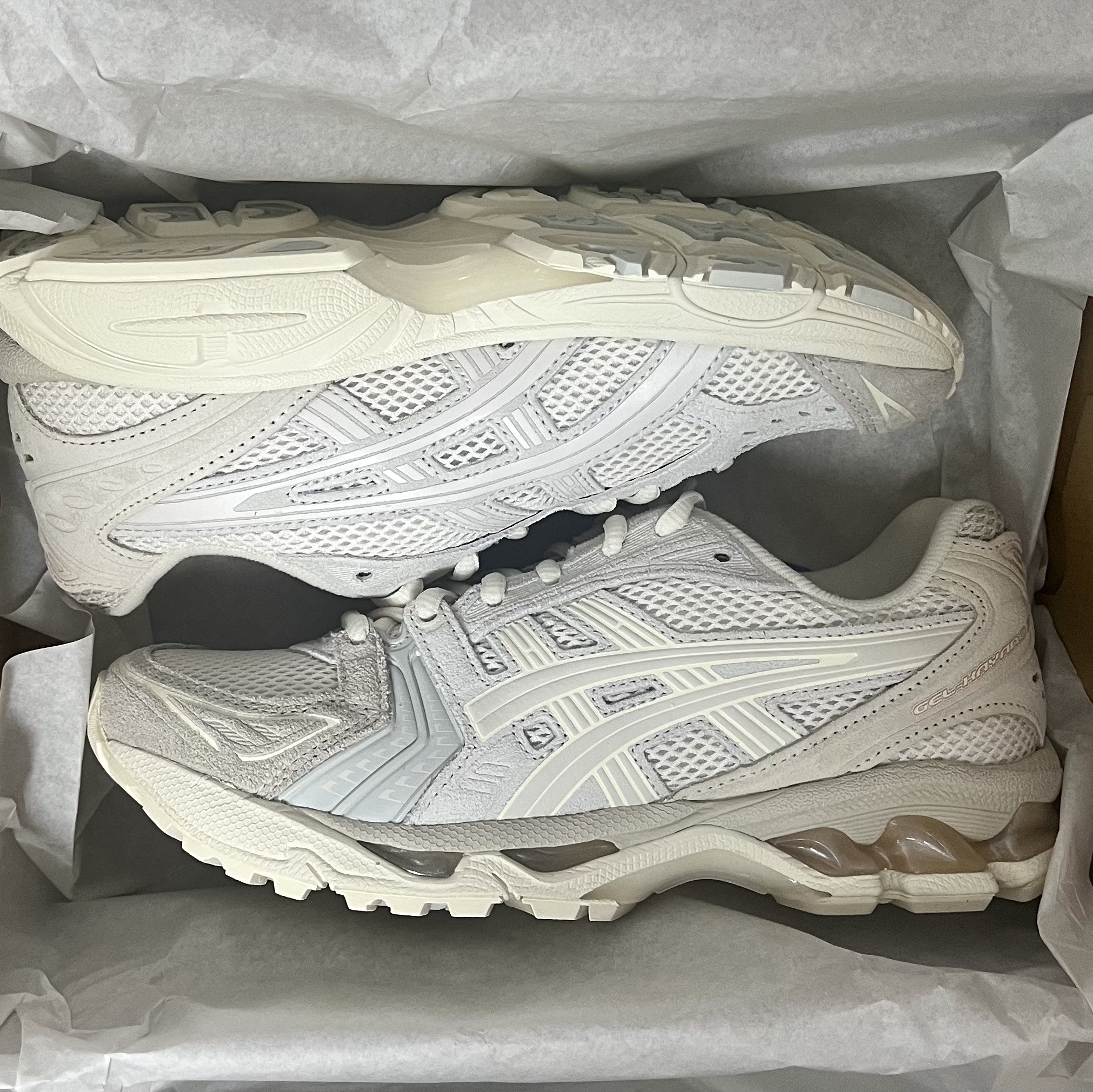 (W) Asics Gel-Kayano 14 Cream Blush 착용 스타일