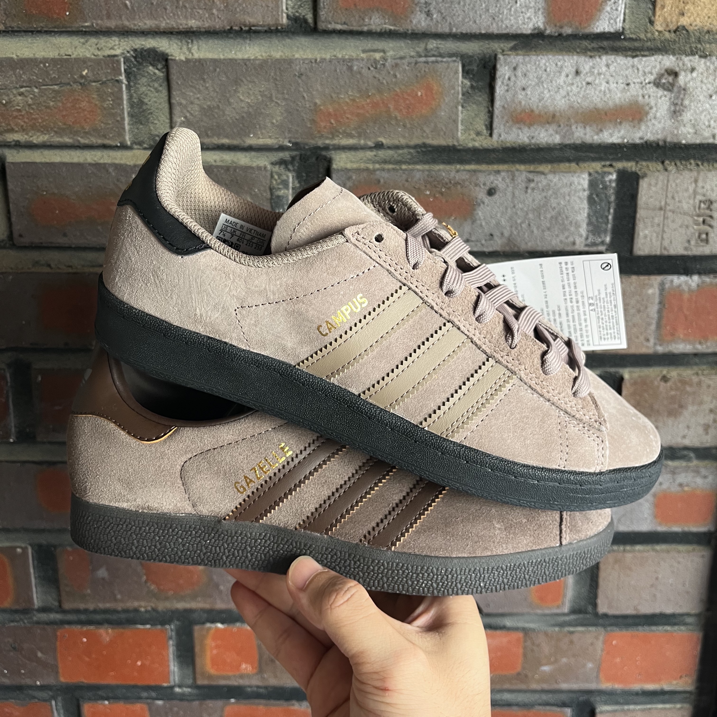 Adidas Campus ADV Chalky Brown, Adidas Gazelle Earth Strata Brown Gum 착용 스타일