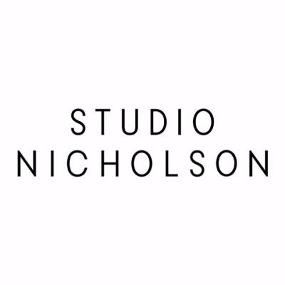 스튜디오 니콜슨(Studio Nicholson)