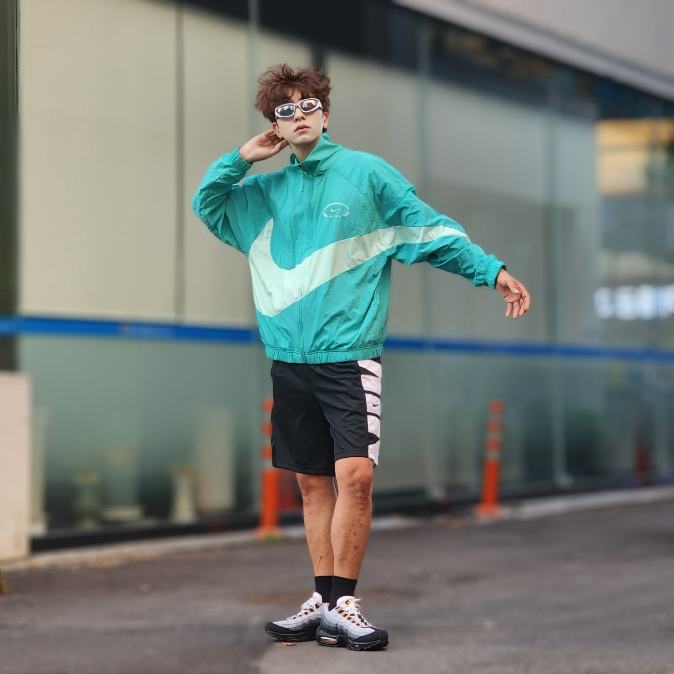 Nike Air Max 95 Wolf Grey Yellow Strike, Nike NSW HBR NCPS Woven Jacket Washed Teal - Asia 착용 스타일 - 1