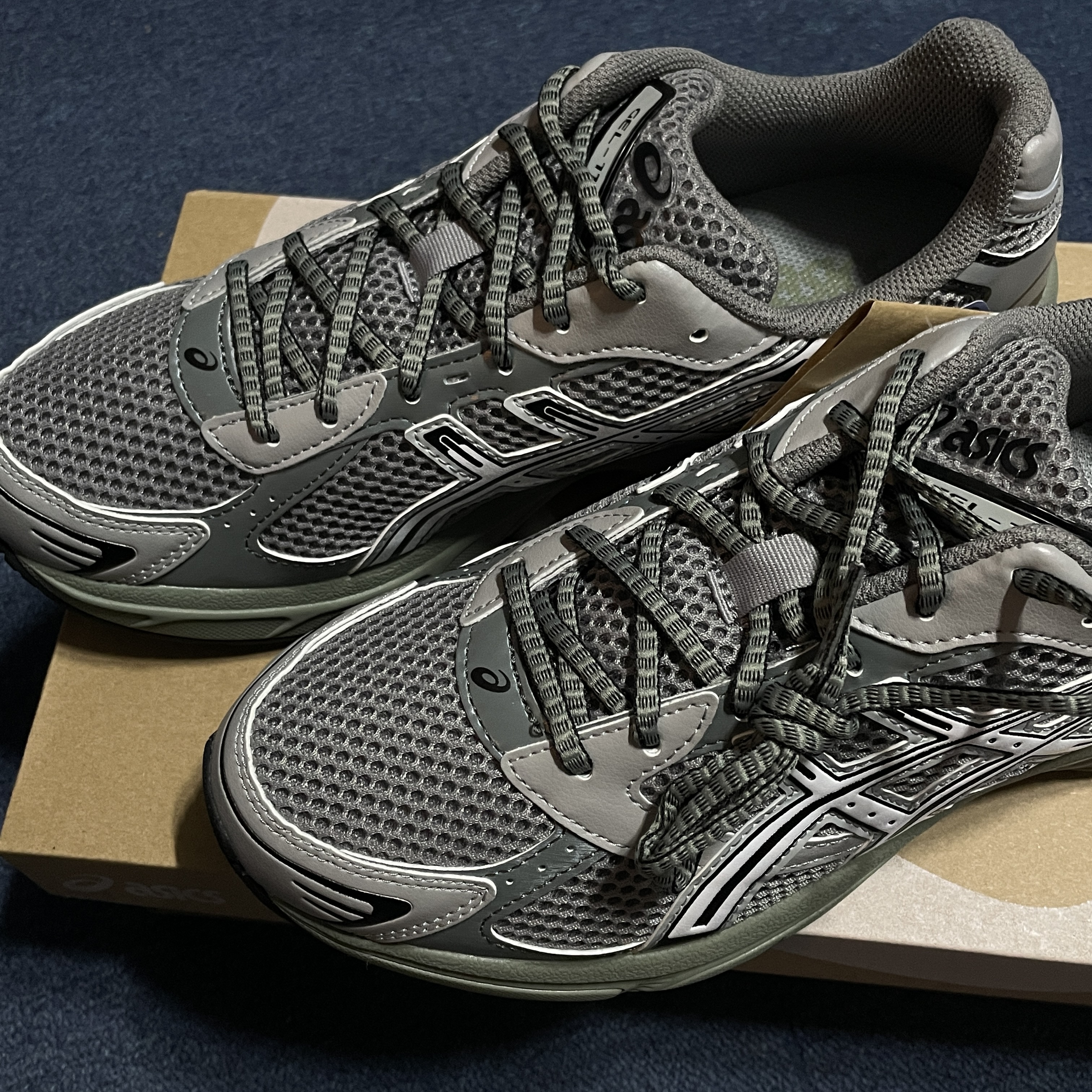 Asics Gel-1130 Wild Dove White - Folder Exclusive 착용 스타일 - 2