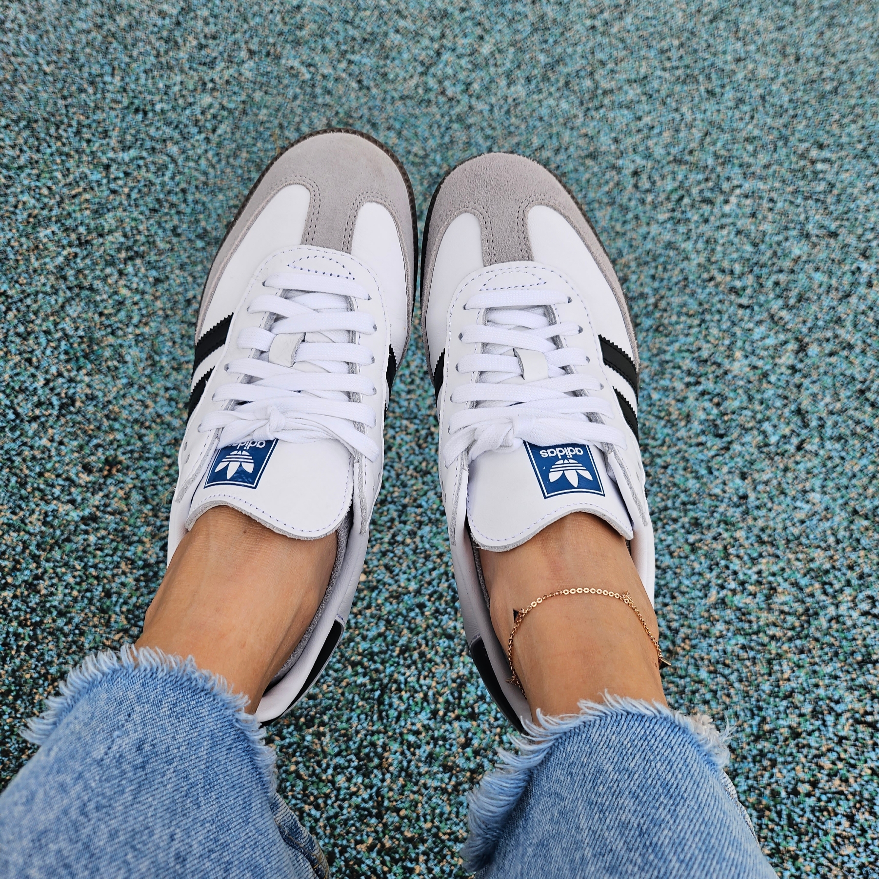 Adidas Samba OG Cloud White 착용 스타일