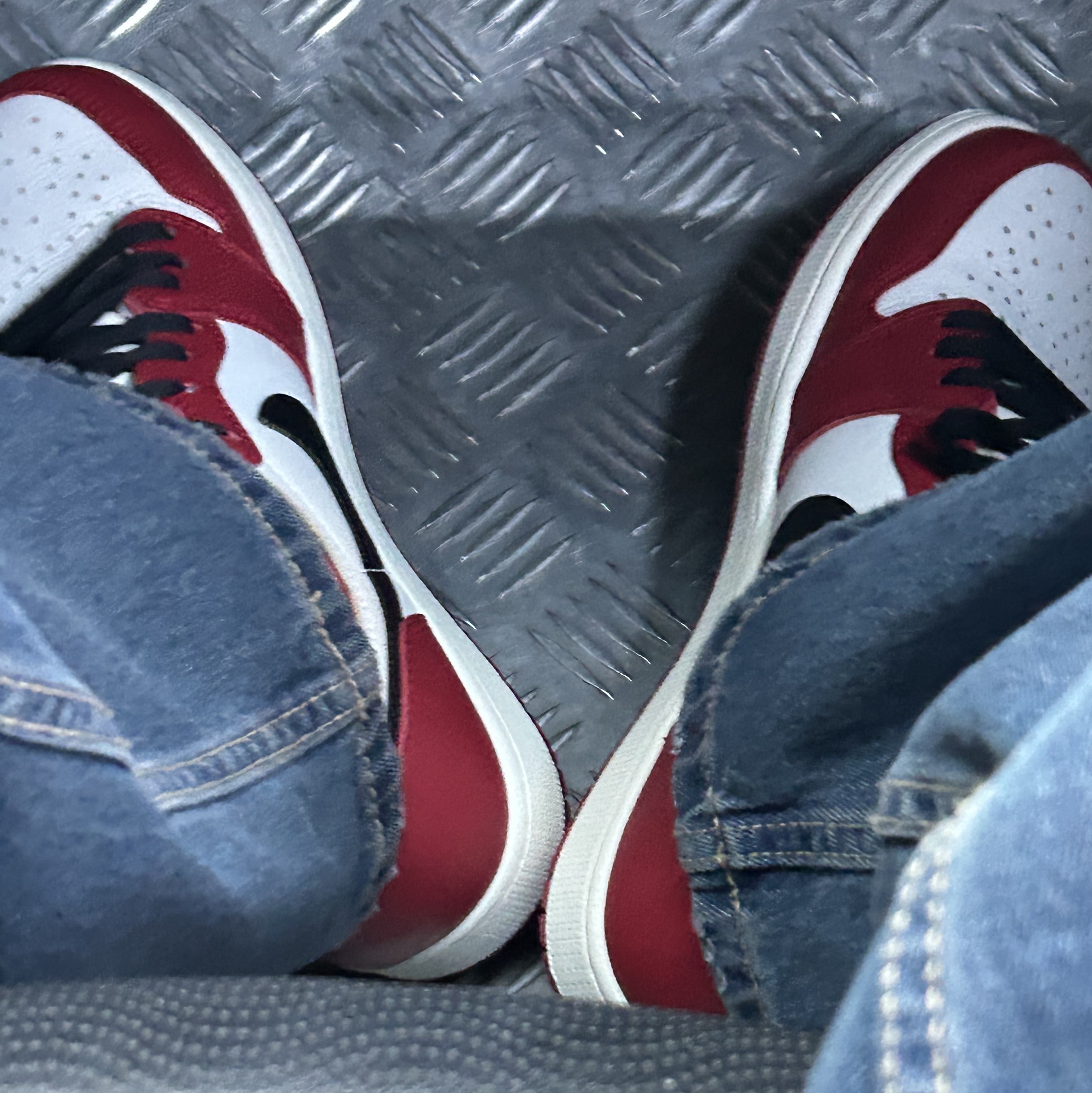 Jordan 1 Retro High OG Chicago 2022 착용 스타일