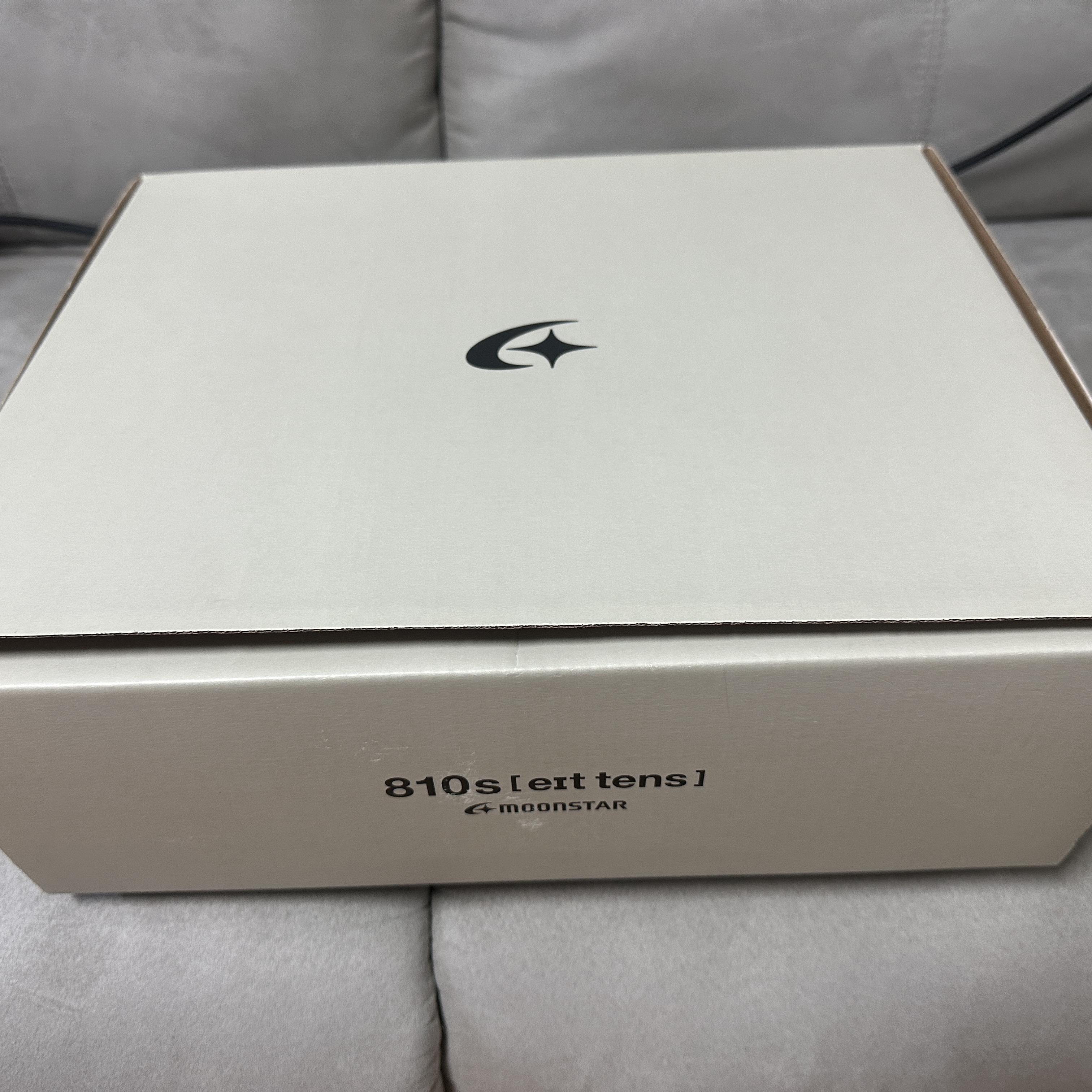 Moonstar 810s ET027 Marke Modi Charcoal 착용 스타일 - 2