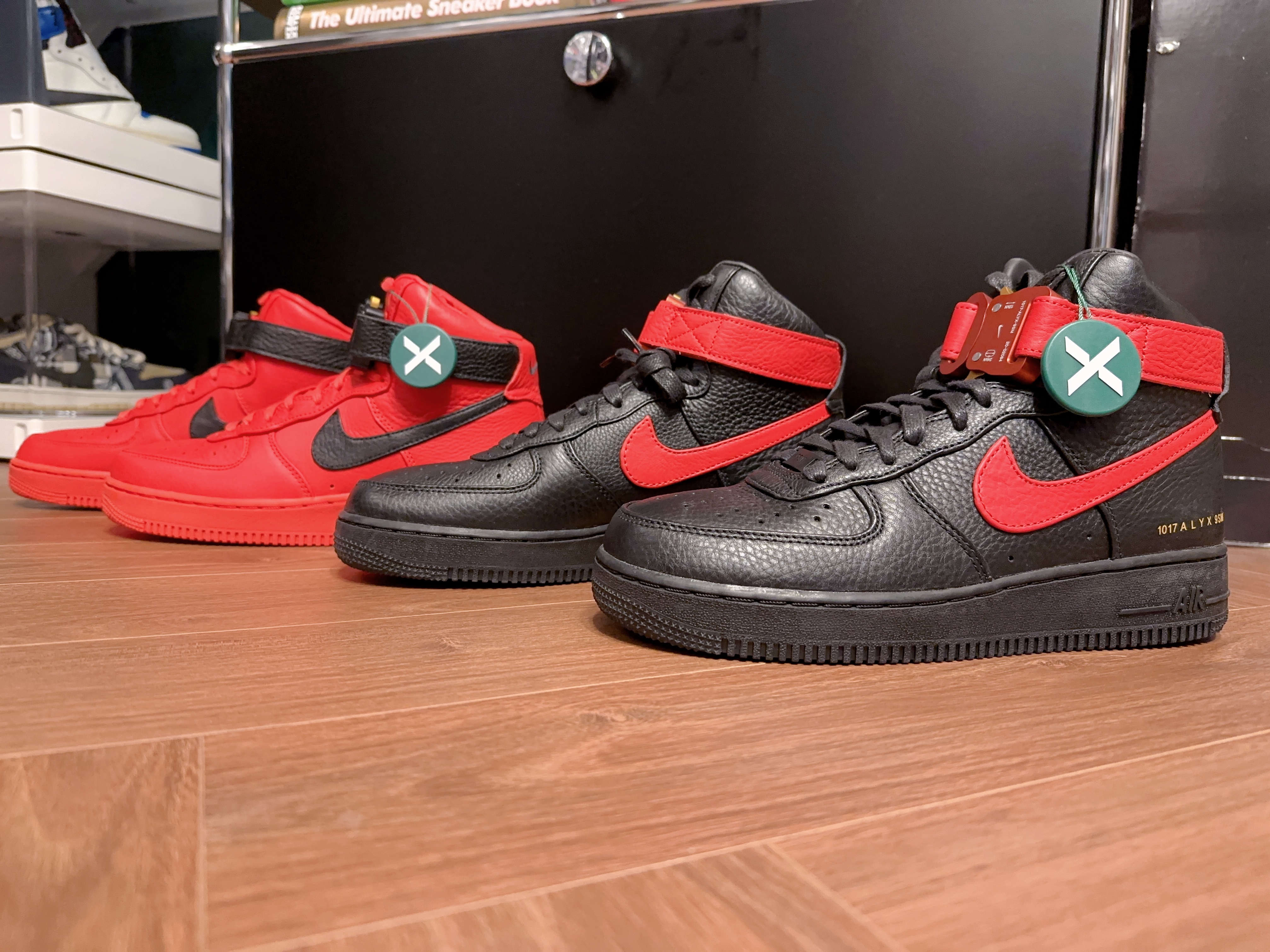 Nike x 1017 Alyx 9SM Air Force 1 High University Red Black, Nike x 1017 Alyx 9SM Air Force 1 High Black University Red 착용 스타일 - 2