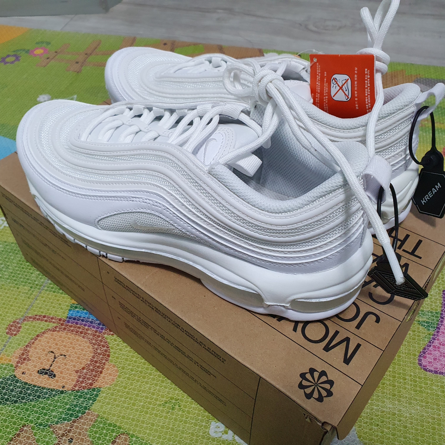 (W) Nike Air Max 97 Next Nature White 착용 스타일 - 2