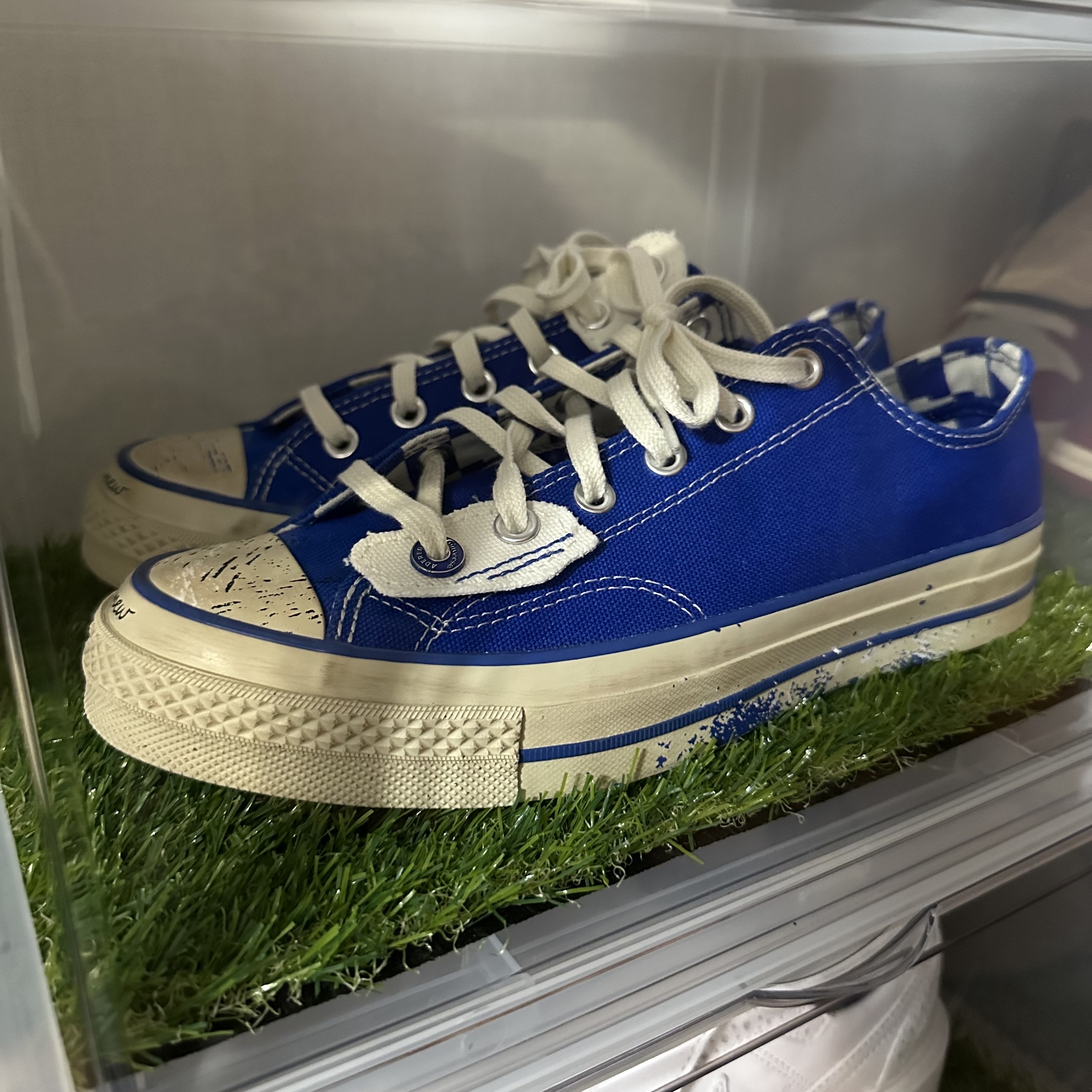 Converse x Ader Error Chuck 70 Ox Imperial Blue 착용 스타일 - 1