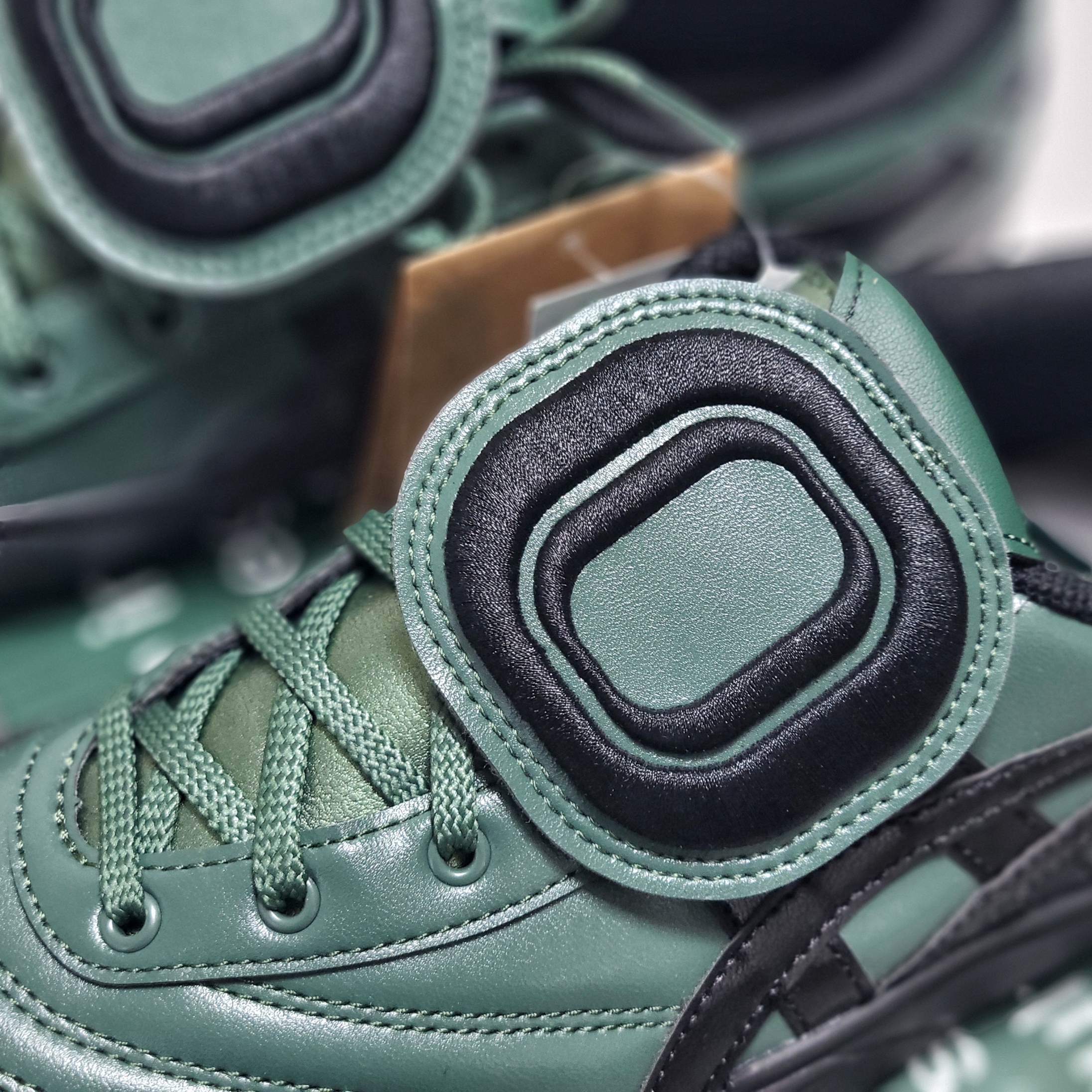 Asics x Otto 958 Gel-Flexkee 958 Hunter Green Black 착용 스타일 - 2