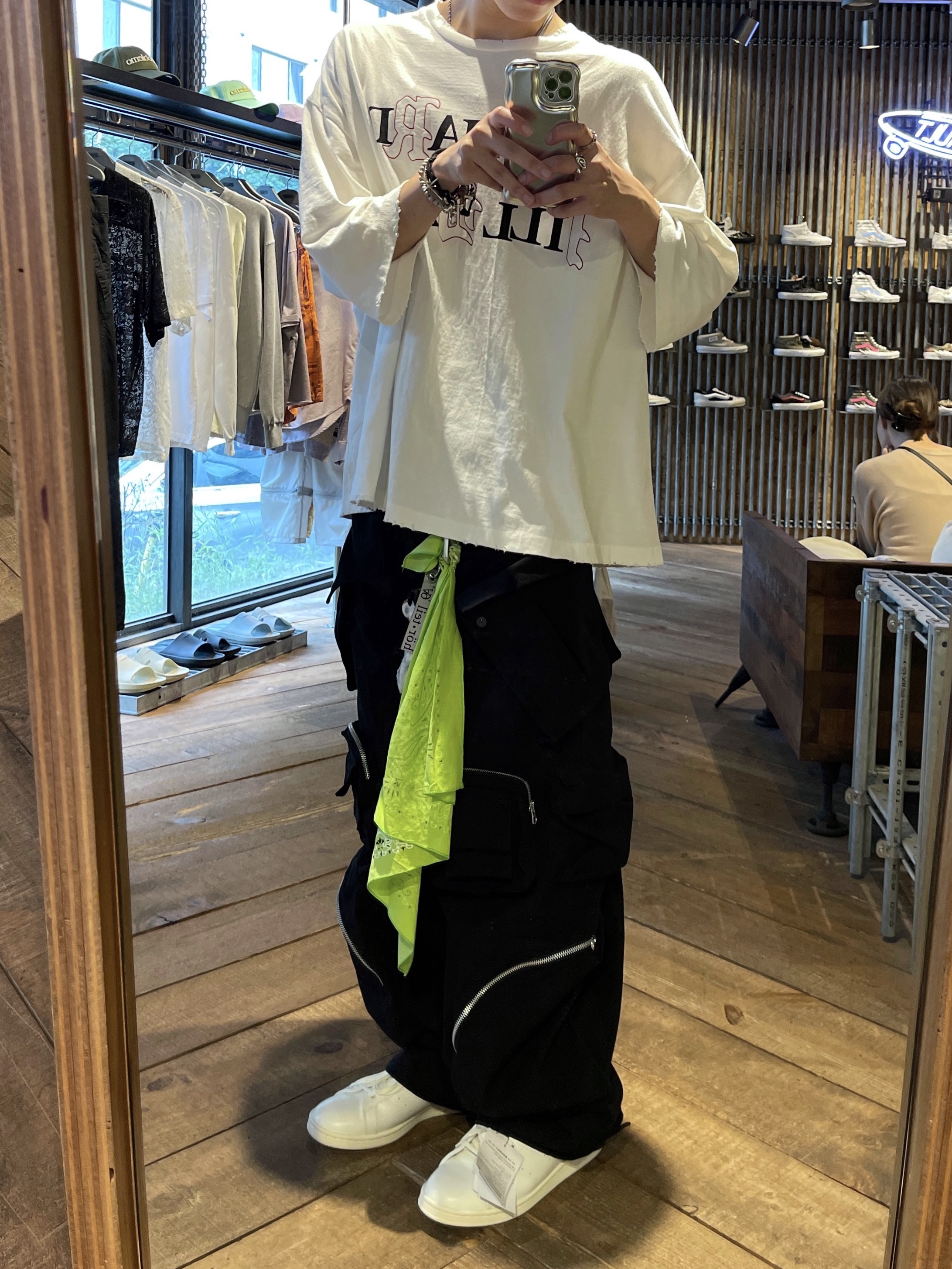 Nonnod Mechanic Cargo Pants Black 착용 스타일