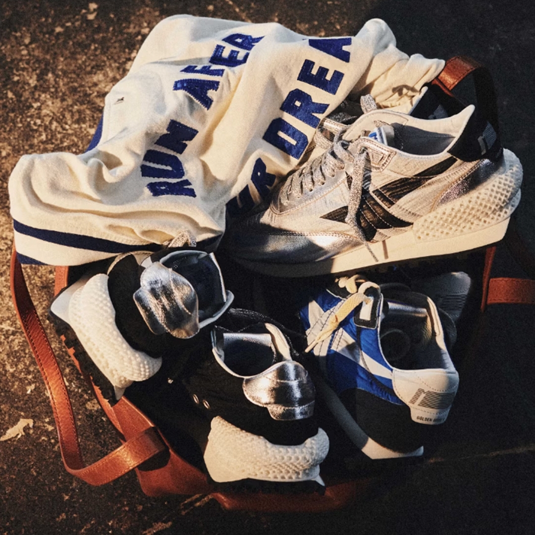 Golden Goose Red Star Marathon Sneakers Silver - House of Dreamers Exclusive, Golden Goose White Star Marathon Sneakers Royal Blue 착용 스타일 - 2