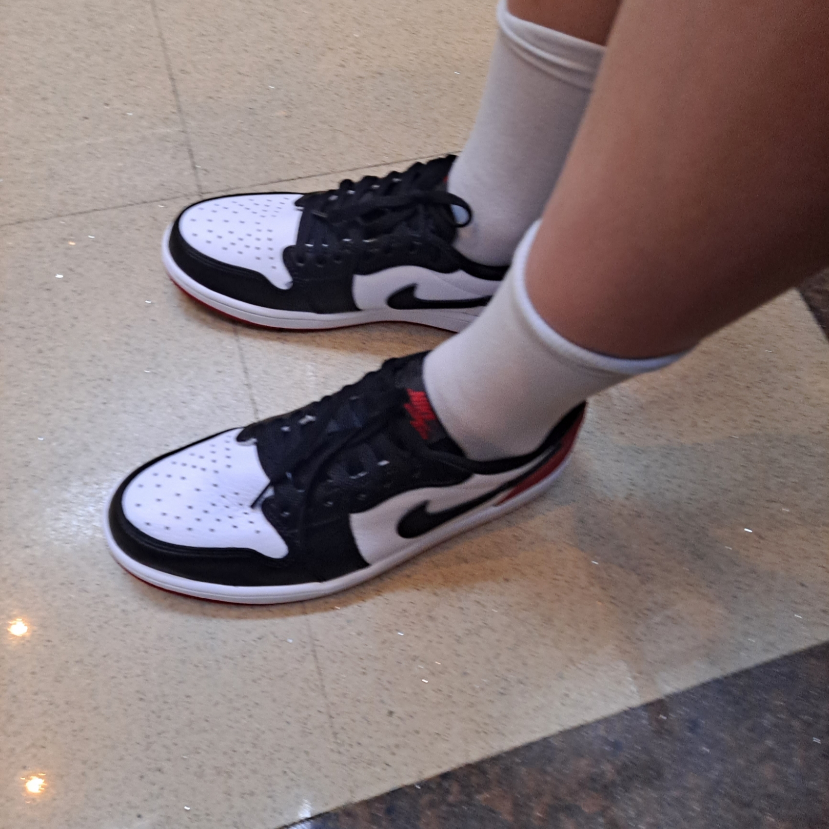 Jordan 1 Retro Low OG Black Toe 착용 스타일
