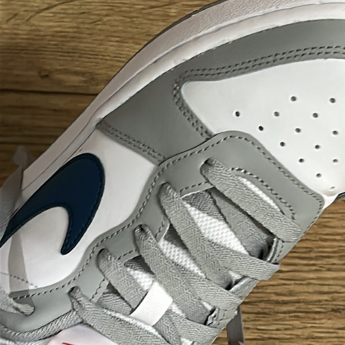 (GS) Nike Court Borough Low 2 Light Smoke Grey 착용 스타일