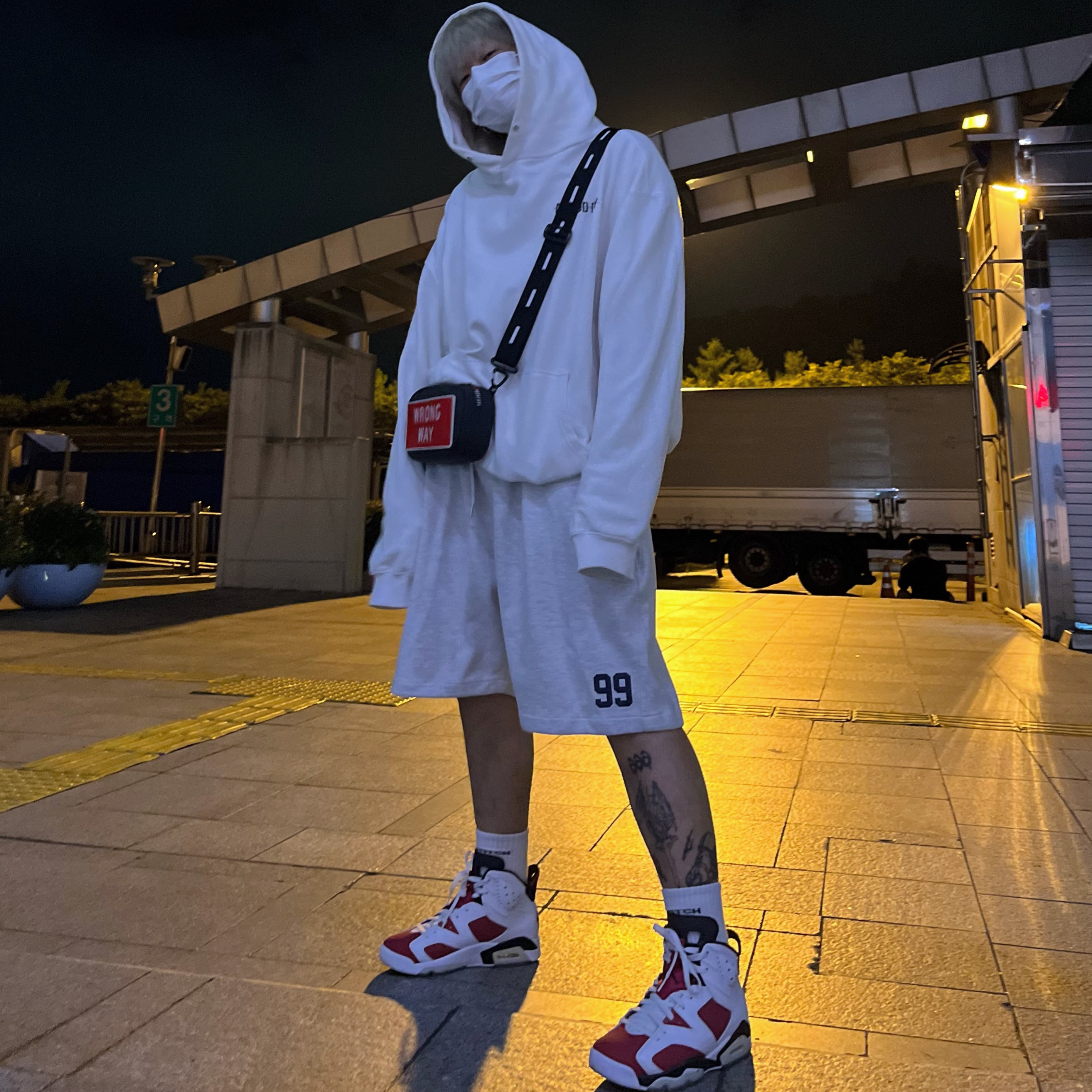 Jordan 6 Retro Carmine 2021 착용 스타일