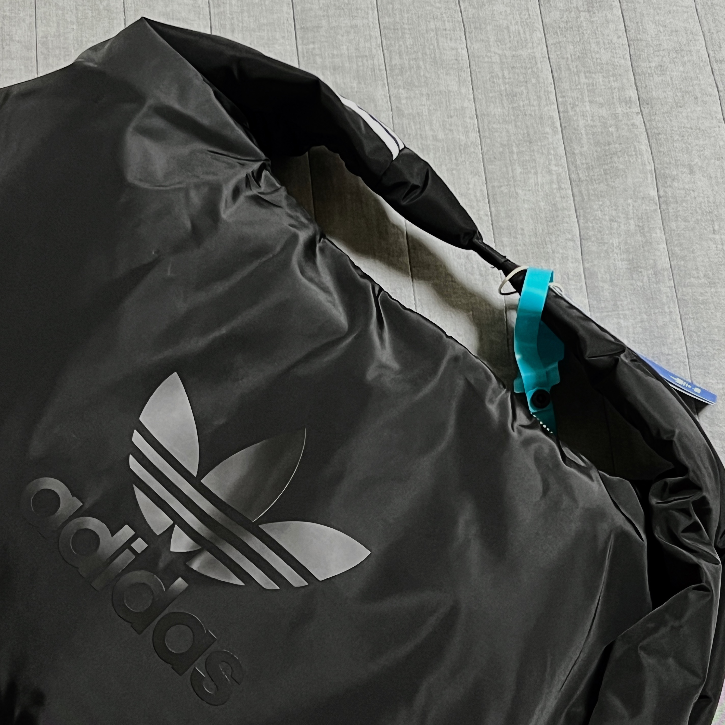 Adidas Always Original Shoulder Bag Black 착용 스타일