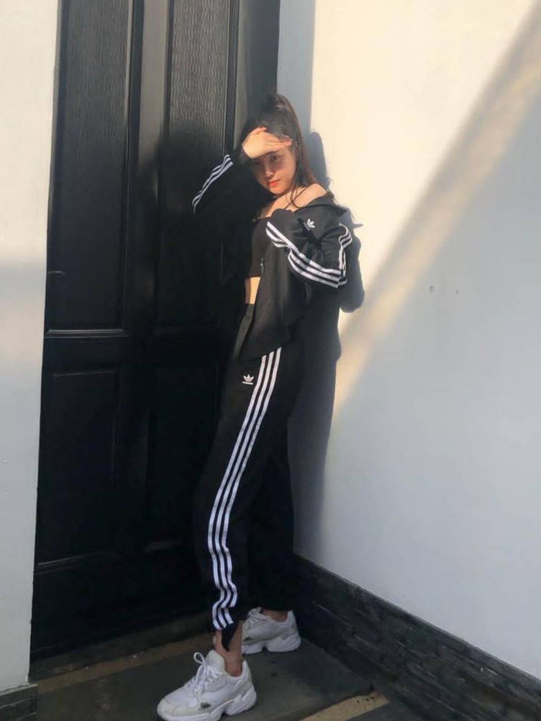 Adidas Originals Beckenbauer Track Jacket Black - KR Sizing, (W) Balenciaga x Adidas Athletic Tank Top Black 착용 스타일 - 3
