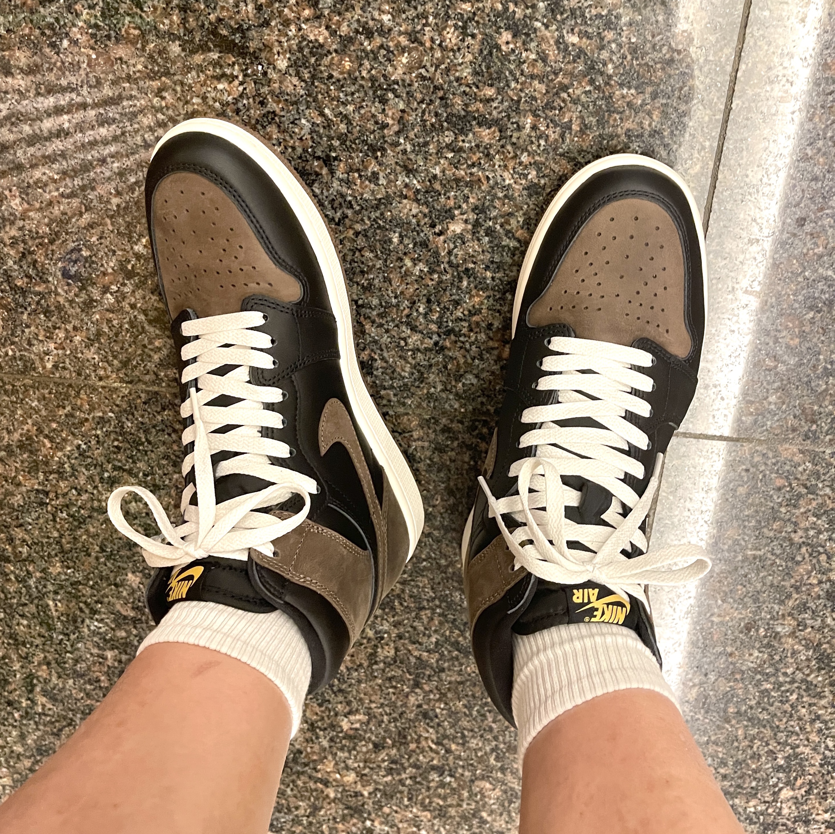 Jordan 1 Retro High OG Palomino 착용 스타일 - 2