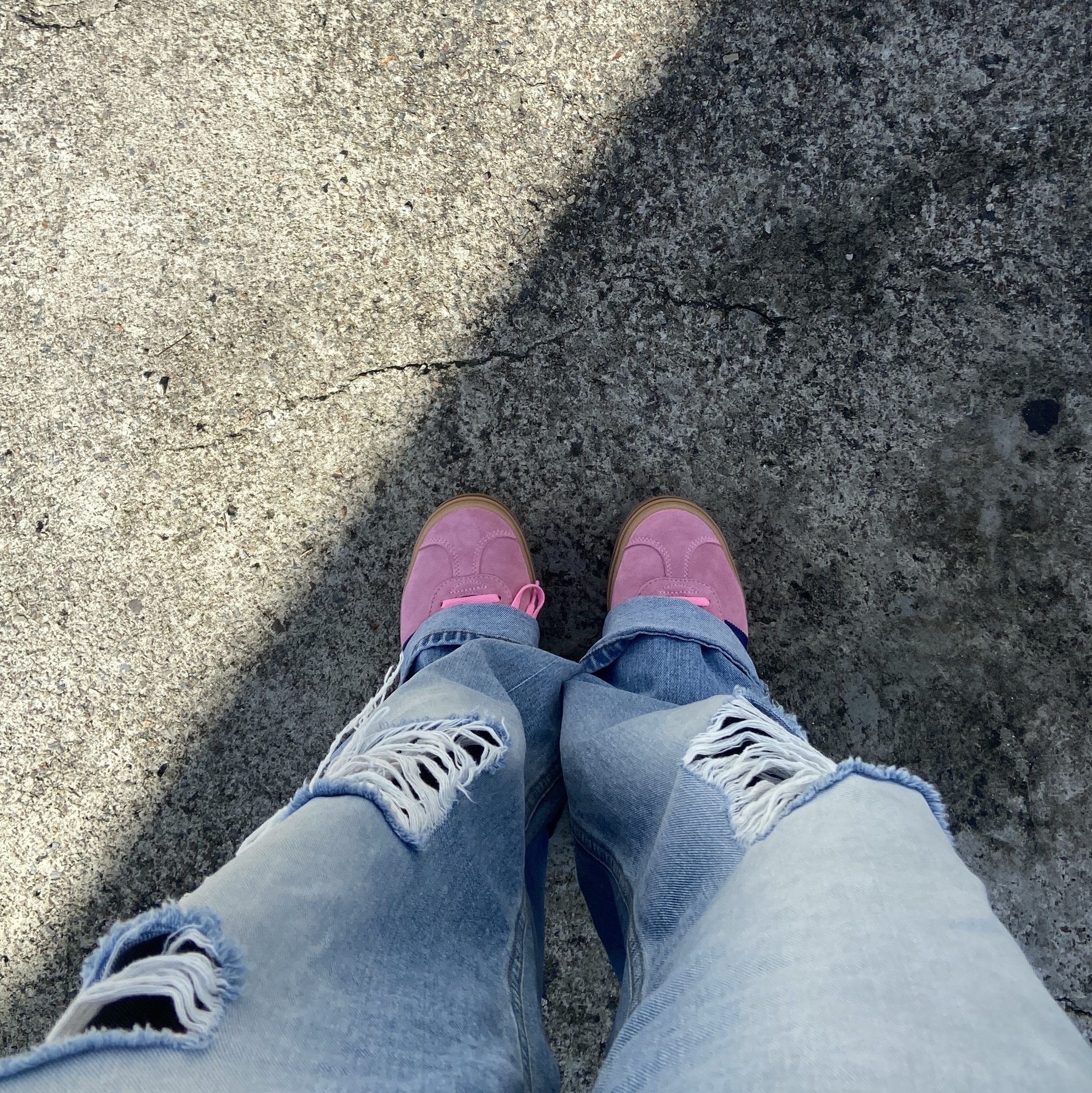 (W) Adidas Gazelle Bold Pink Glow Victory Blue 착용 스타일 - 2