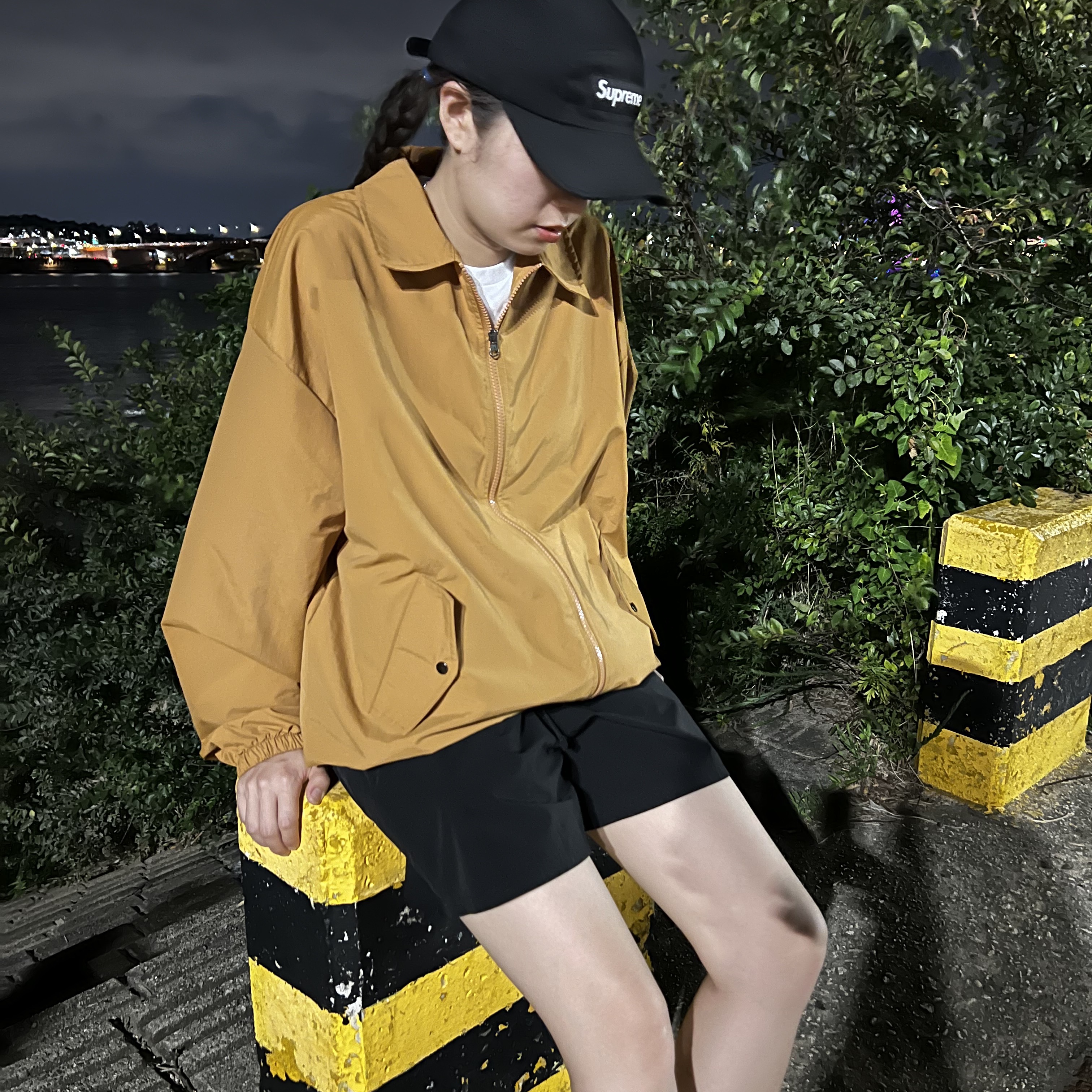 Supreme Washed Chino Twill Camp Cap Black 착용 스타일