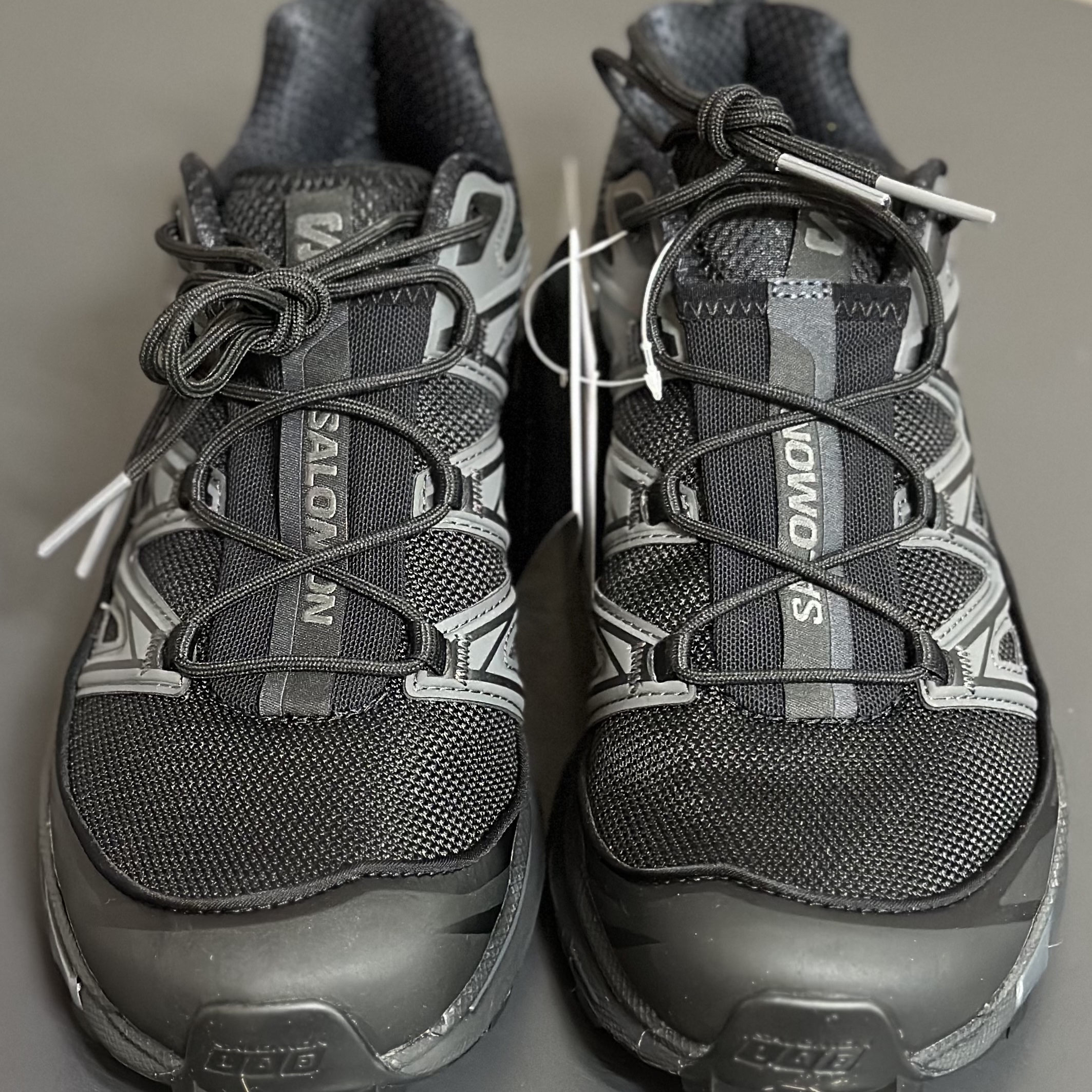 Salomon XT-6 Expanse Black Ebony 착용 스타일 - 3