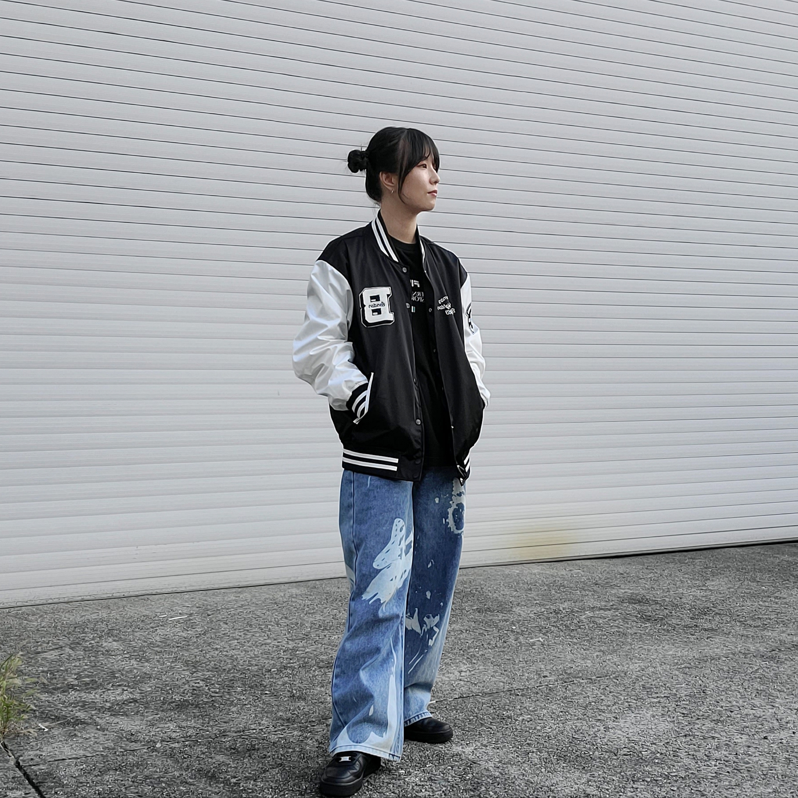 (W) Nike Air Force 1 '07 Low Triple Black, Nike Air Force 1 '07 Low Triple Black 착용 스타일 - 1