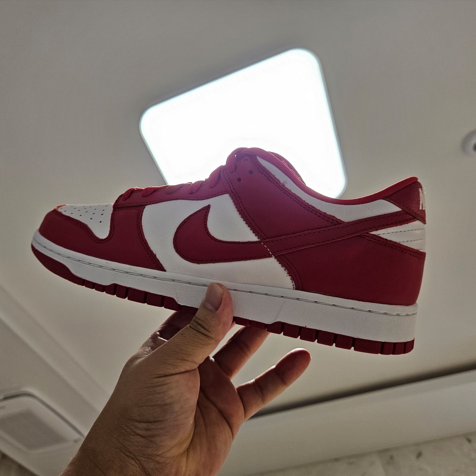 Nike Dunk Low SP White and University Red 2023 착용 스타일