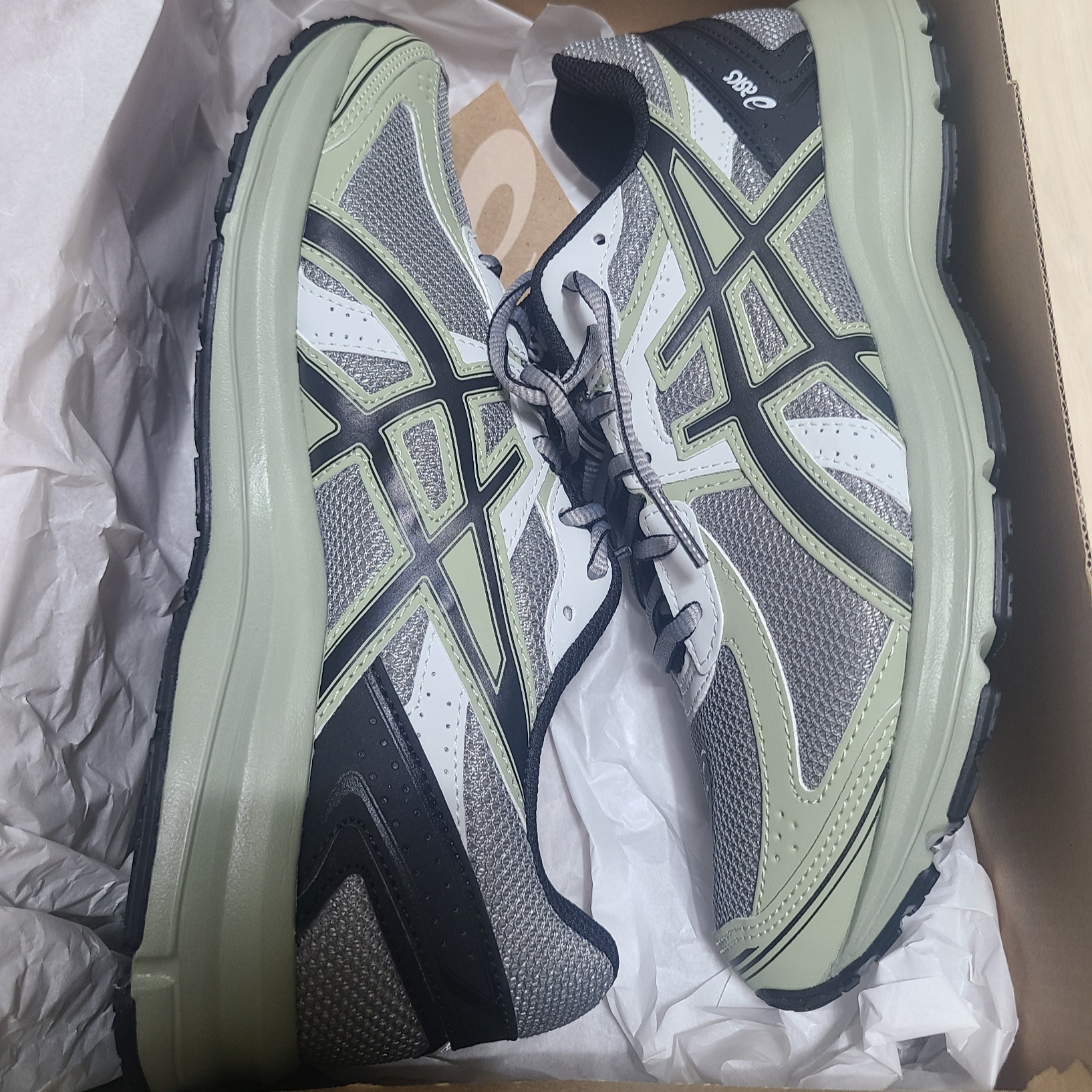 Asics Jog 100 S Sheet Rock - 2E Wide 착용 스타일