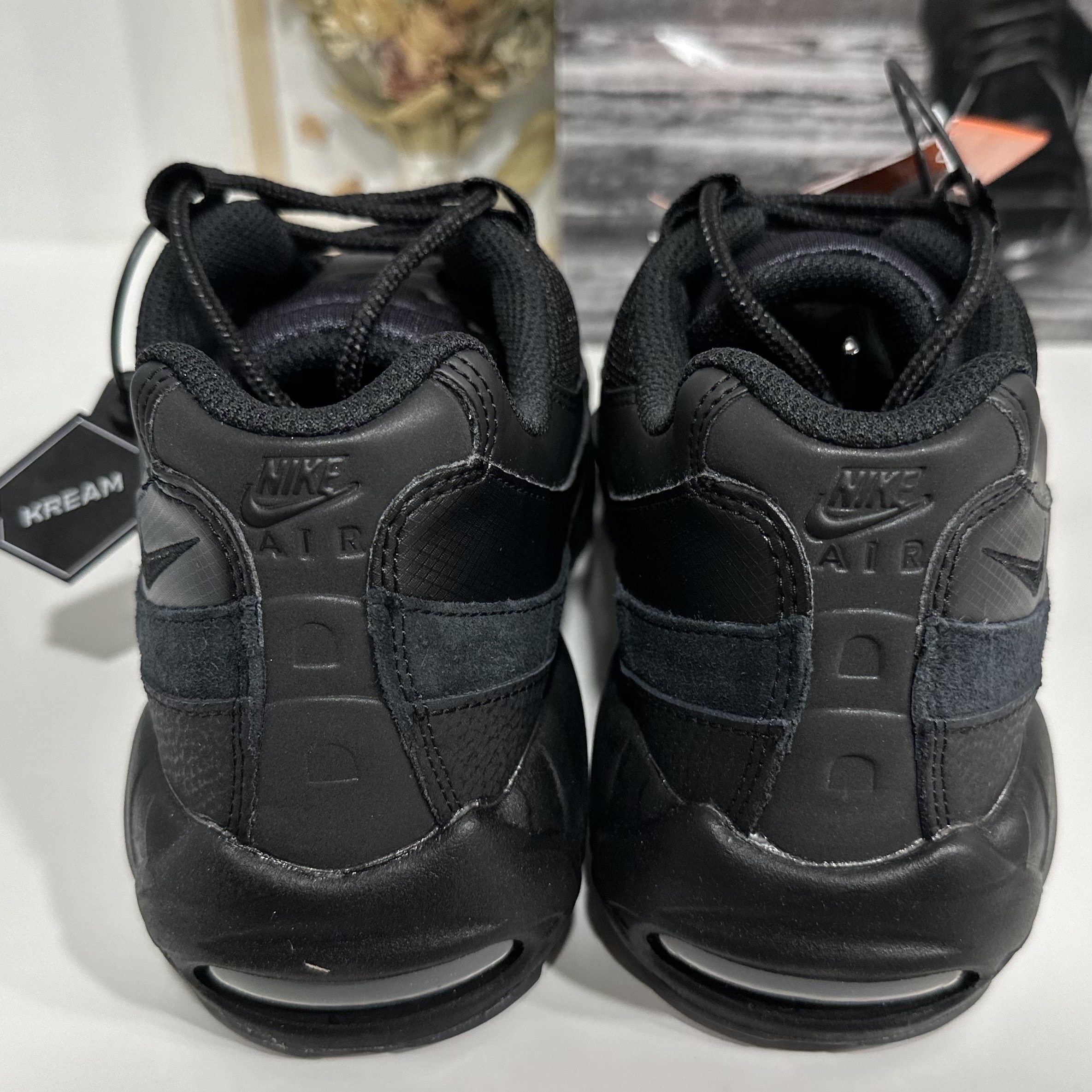 Nike Air Max 95 Essential Triple Black 2020 착용 스타일 - 3