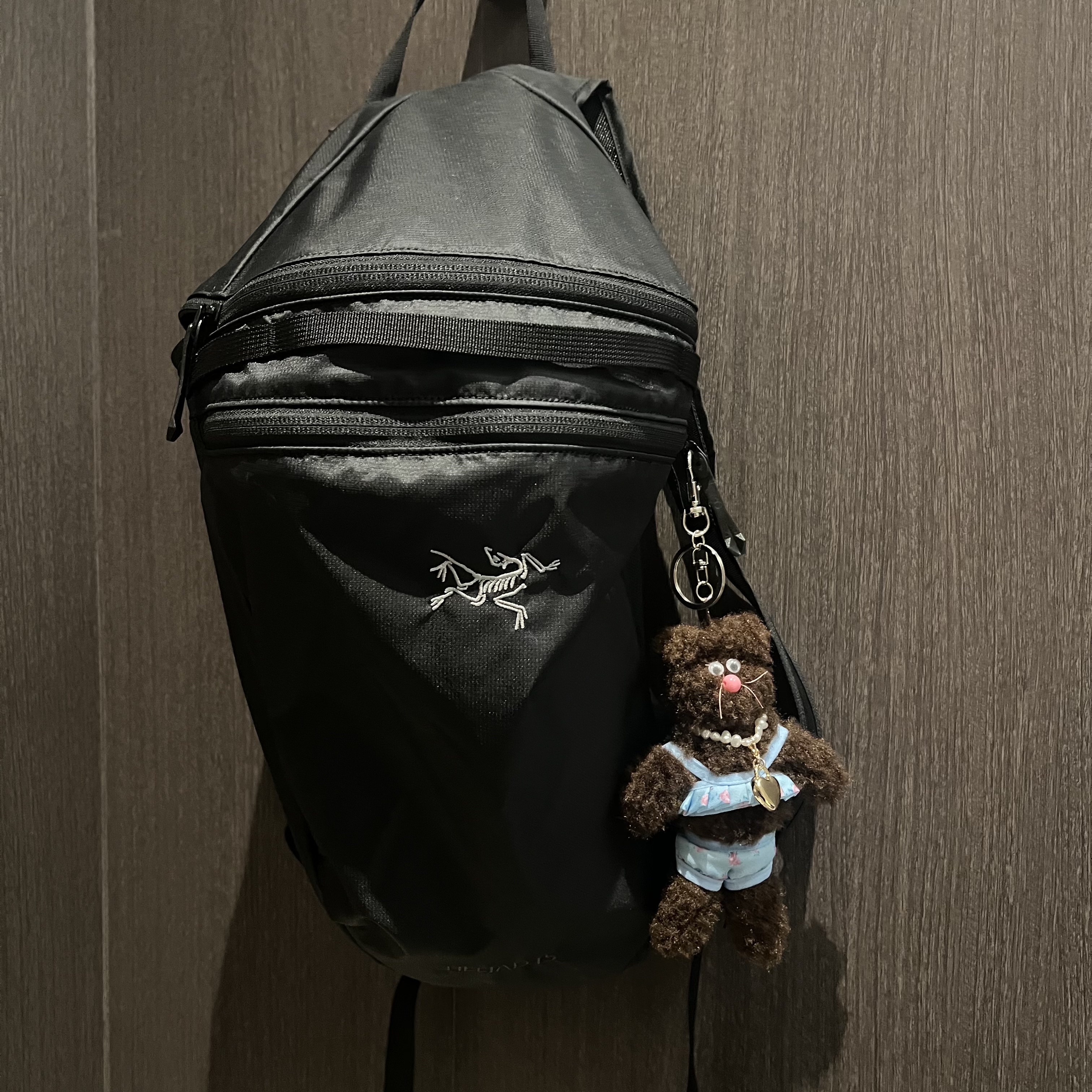Arc'teryx Heliad 15 Backpack Black, STU x Monamhee Namhee 착용 스타일