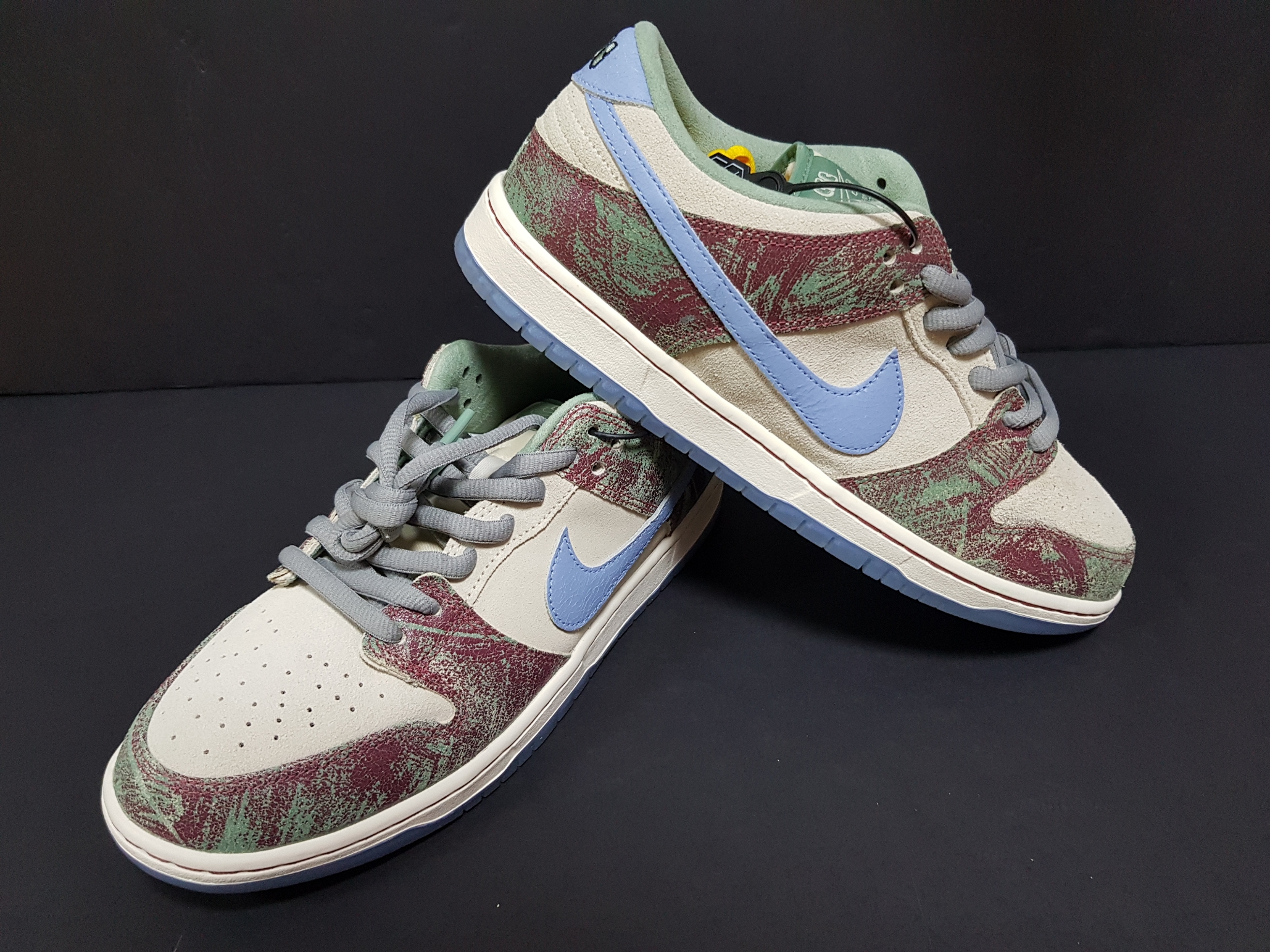 Nike x Crenshaw Skate Club SB Dunk Low Sail Light Blue Cedar 착용 스타일 - 1