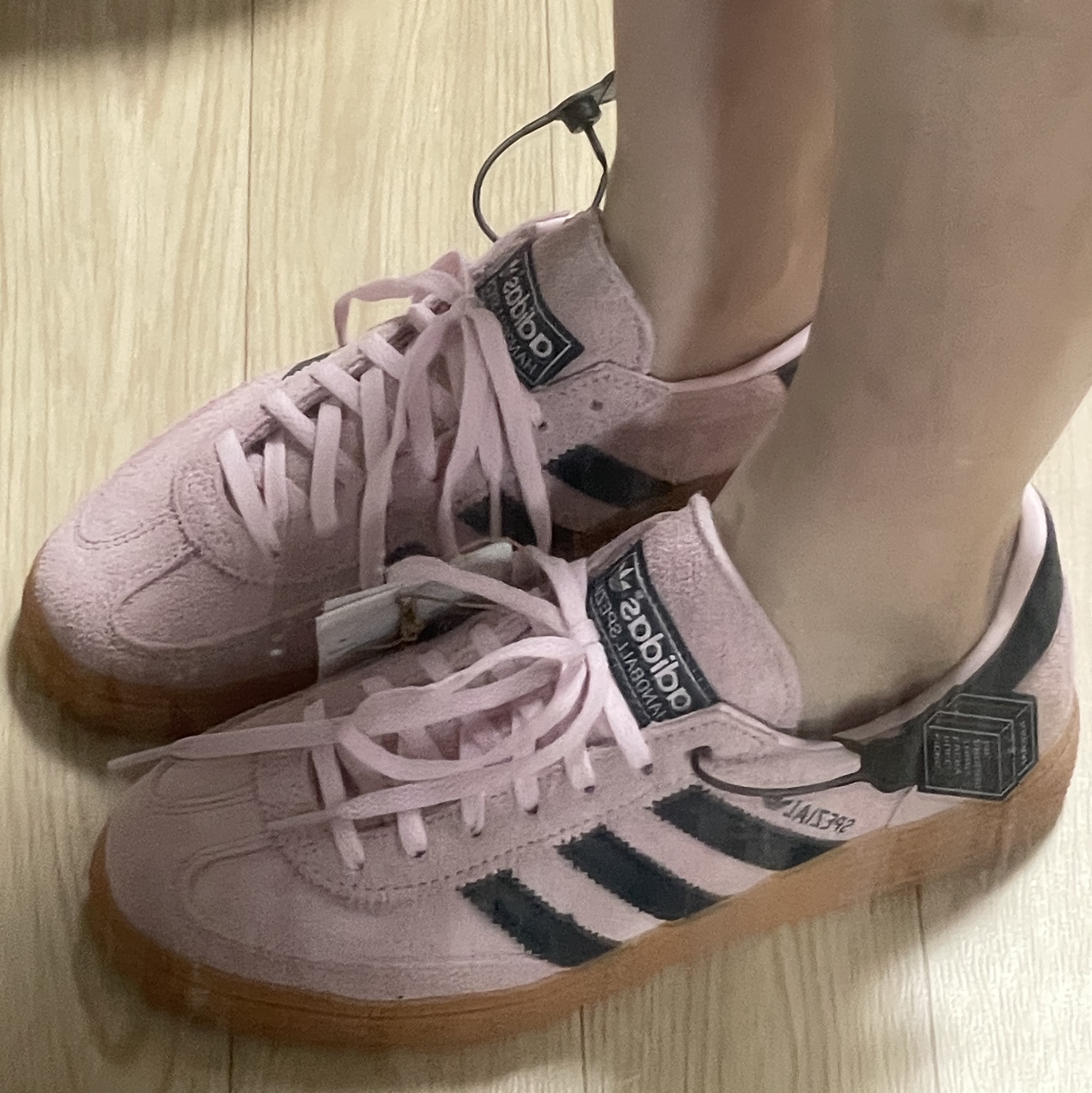 (W) Adidas Spezial Handball Clear Pink 착용 스타일