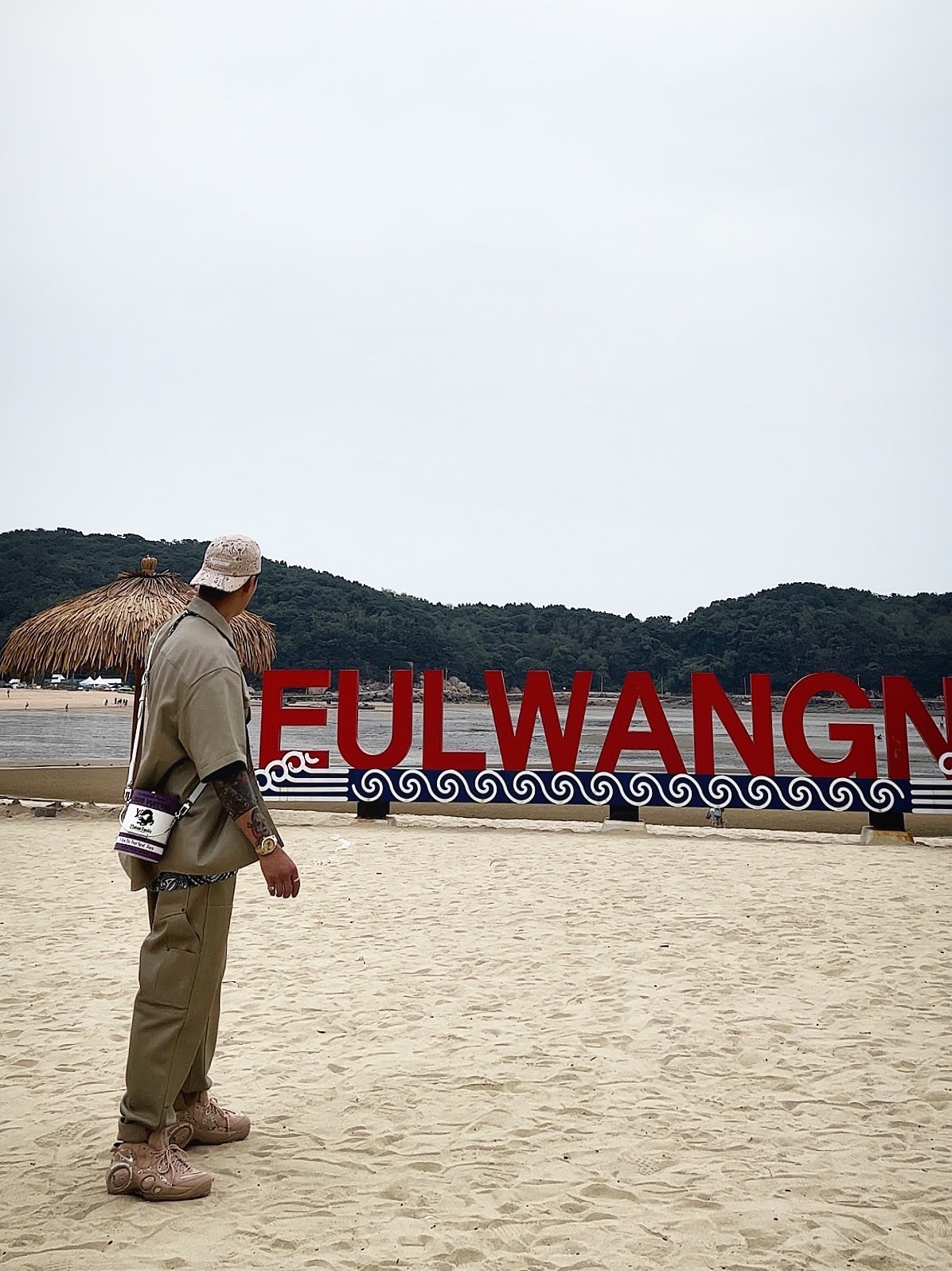 Supreme Bandana Camp Cap Tan - 21SS, Supreme Leather S/S Work Shirt Tan - 23FW ์ฐฉ์ฉ ์คํ์ผ