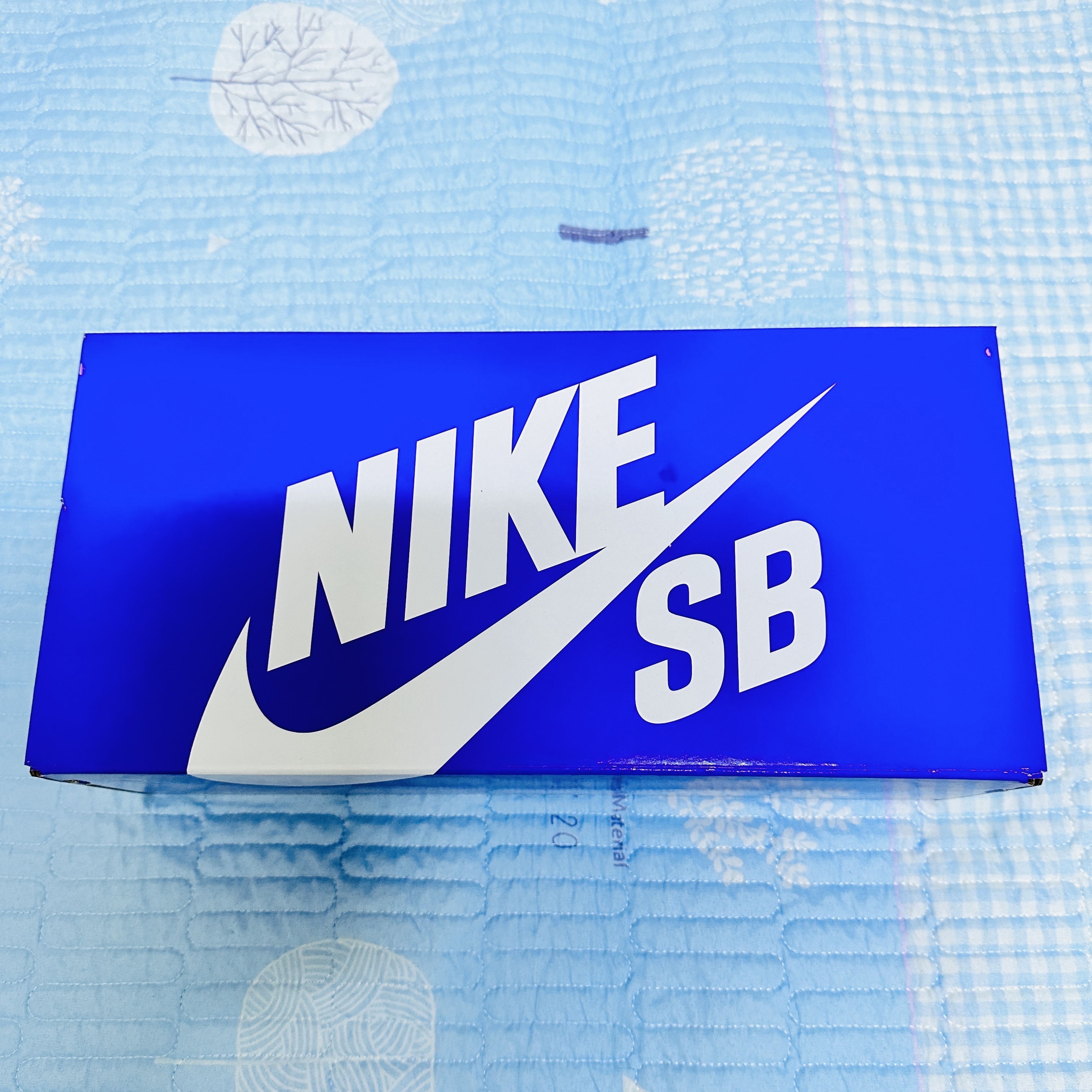 Nike SB Dunk Low Pro Premium Orange and Emerald Rise 착용 스타일 - 5