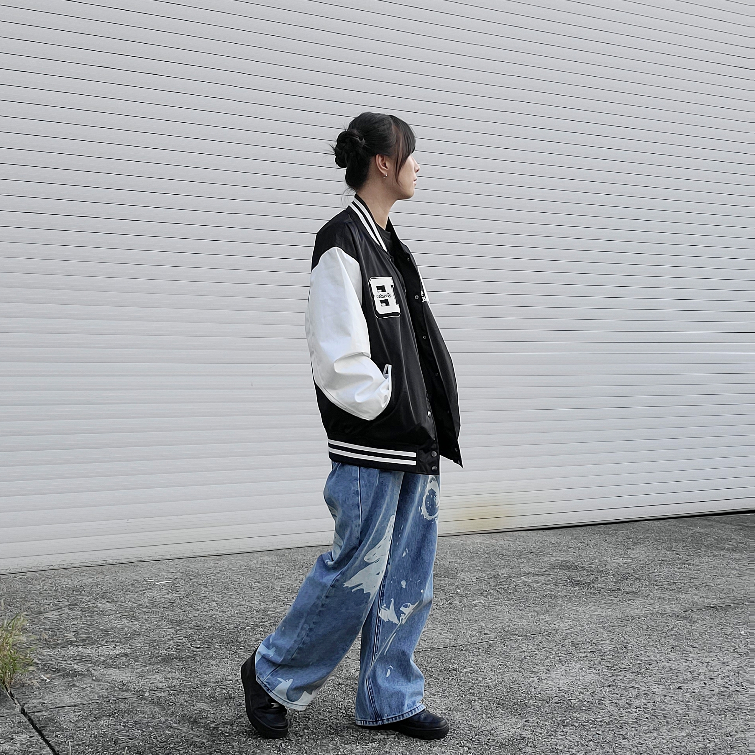 (W) Nike Air Force 1 '07 Low Triple Black, Nike Air Force 1 '07 Low Triple Black 착용 스타일 - 2