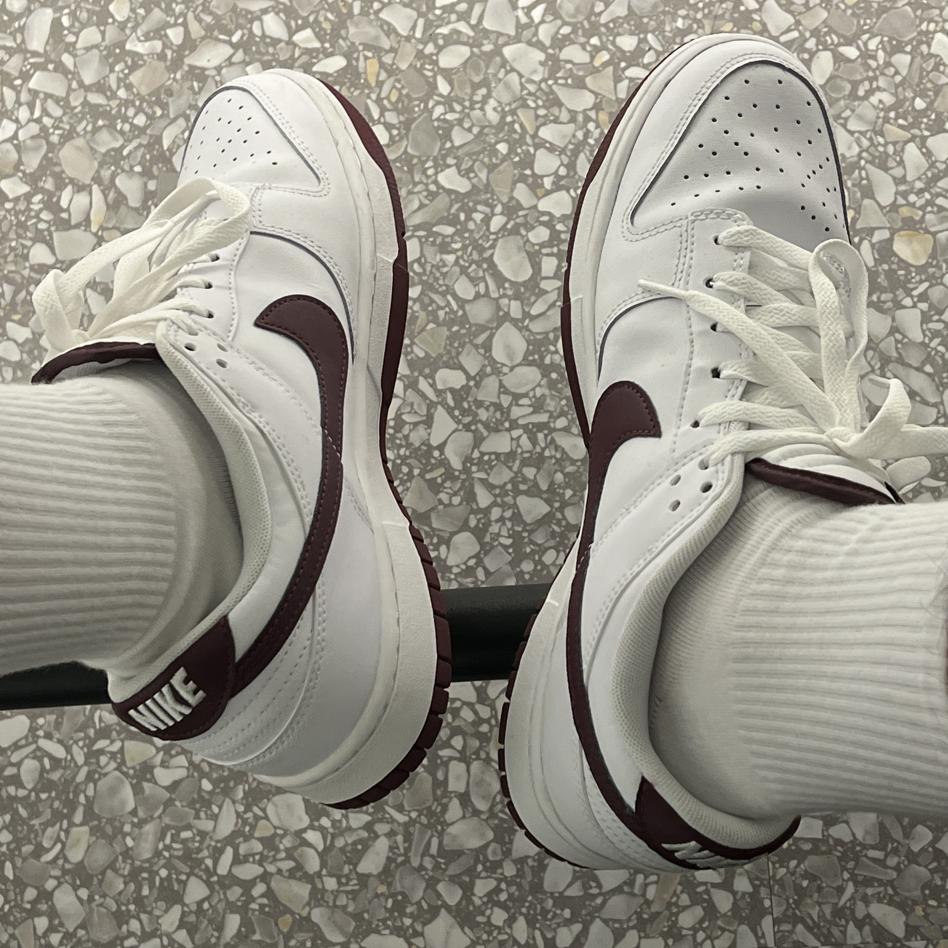 Nike Dunk Low White Night Maroon 착용 스타일
