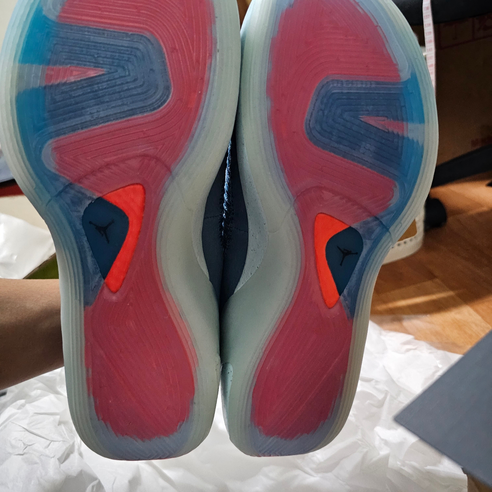 Jordan Luka 1 Next Nature PF Noise Aqua Blue Lightning 착용 스타일 - 4