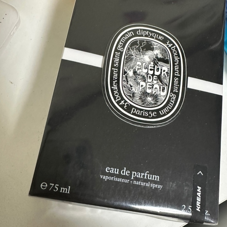 Diptyque Fleur De Peau Eau De Parfum 75ml 착용 스타일