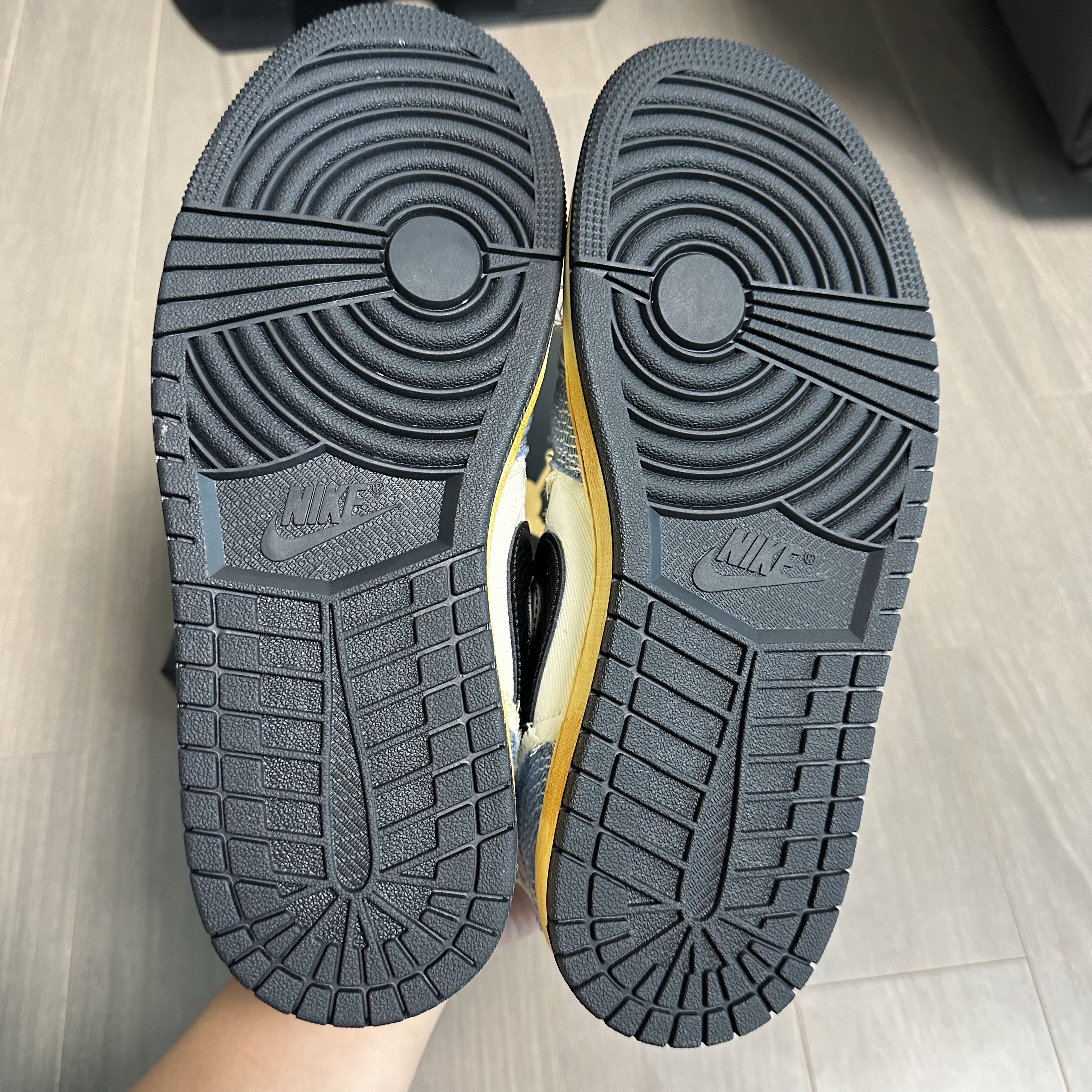 Jordan 1 Low World Make Japan 착용 스타일 - 5