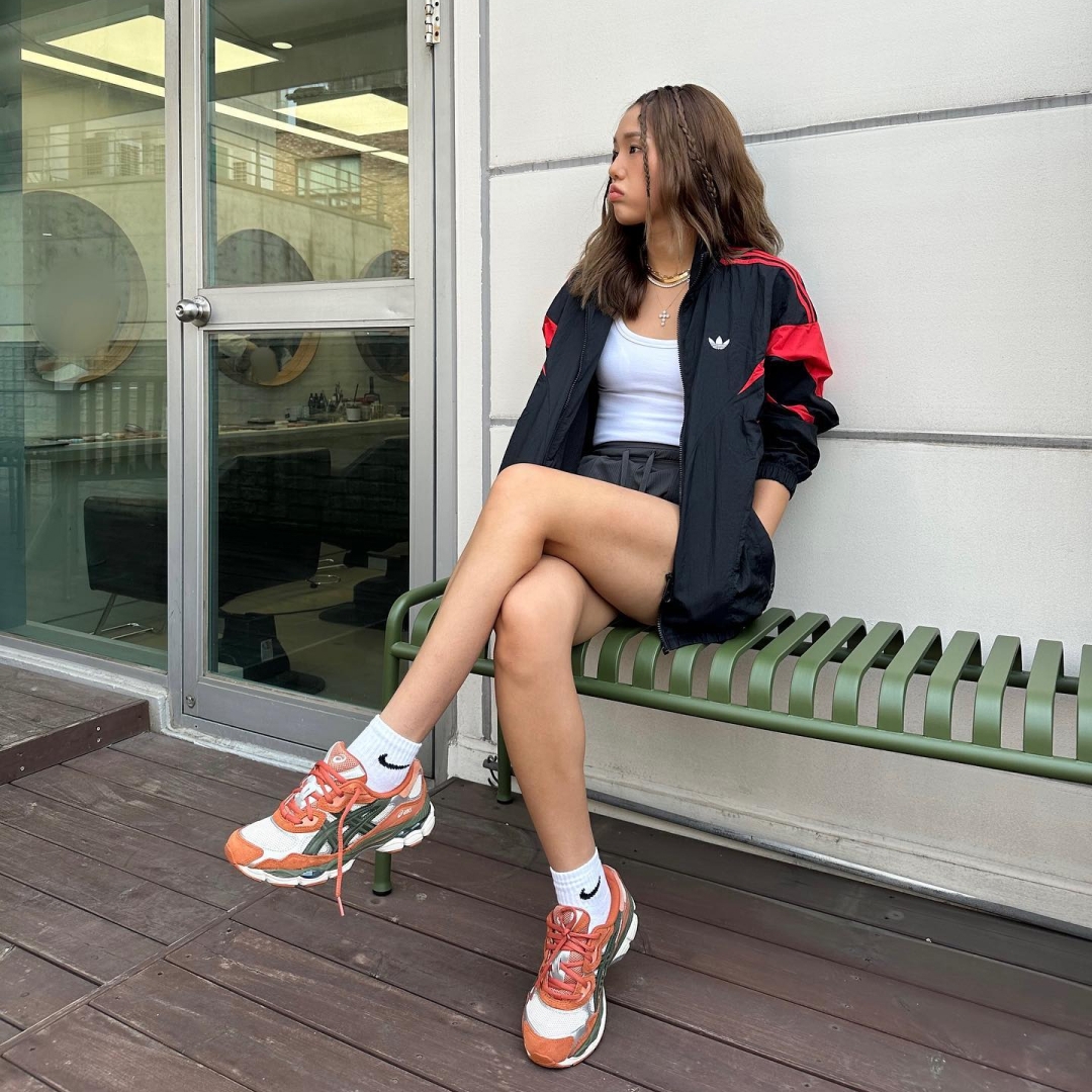 Asics Gel-NYC Oatmeal Forest 착용 스타일 - 4