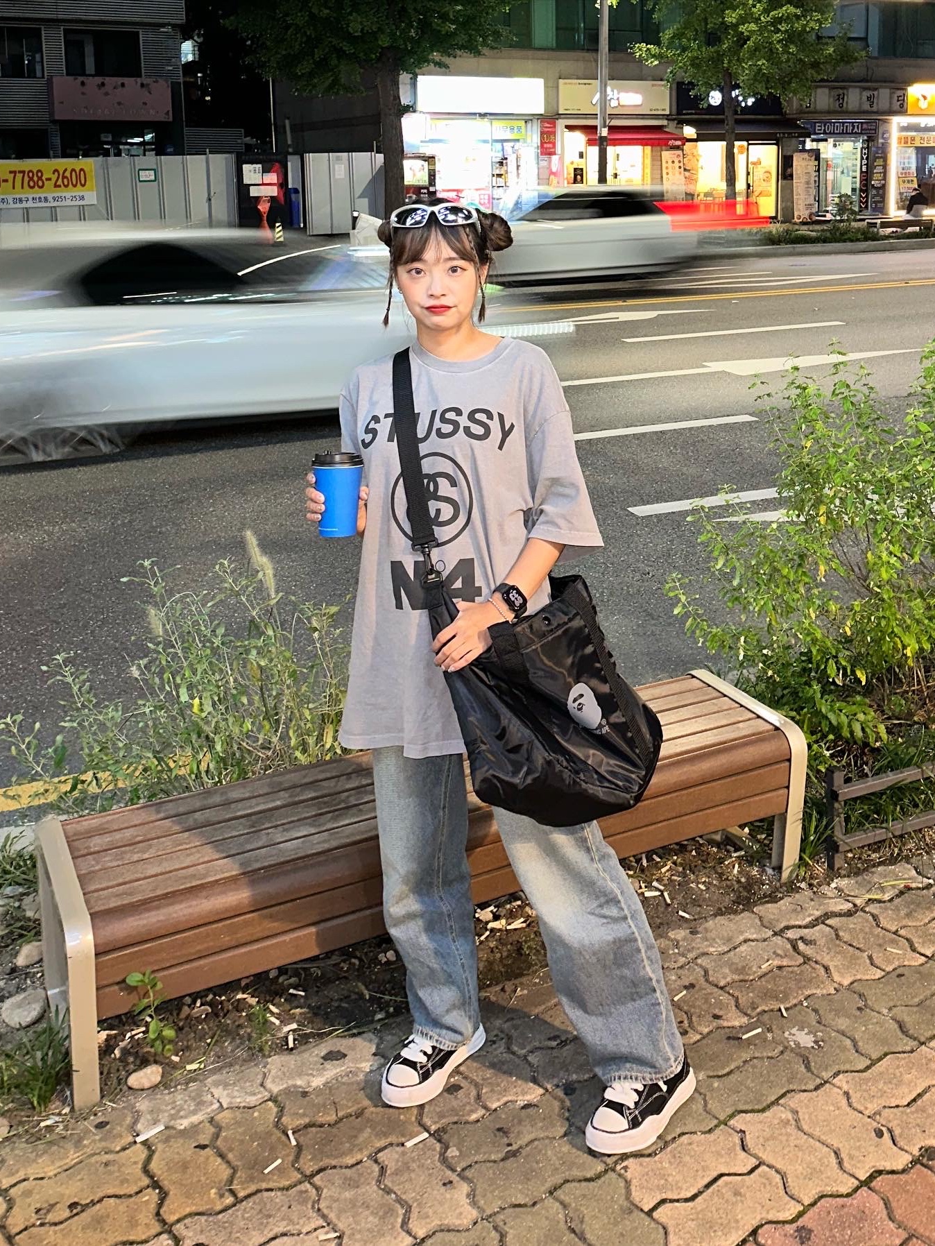 Maison Mihara Yasuhiro Peterson OG Sole Canvas Low Sneakers Black, Stussy Pigment Dyed Stussy No.4 T-Shirt Grey 착용 스타일 - 1