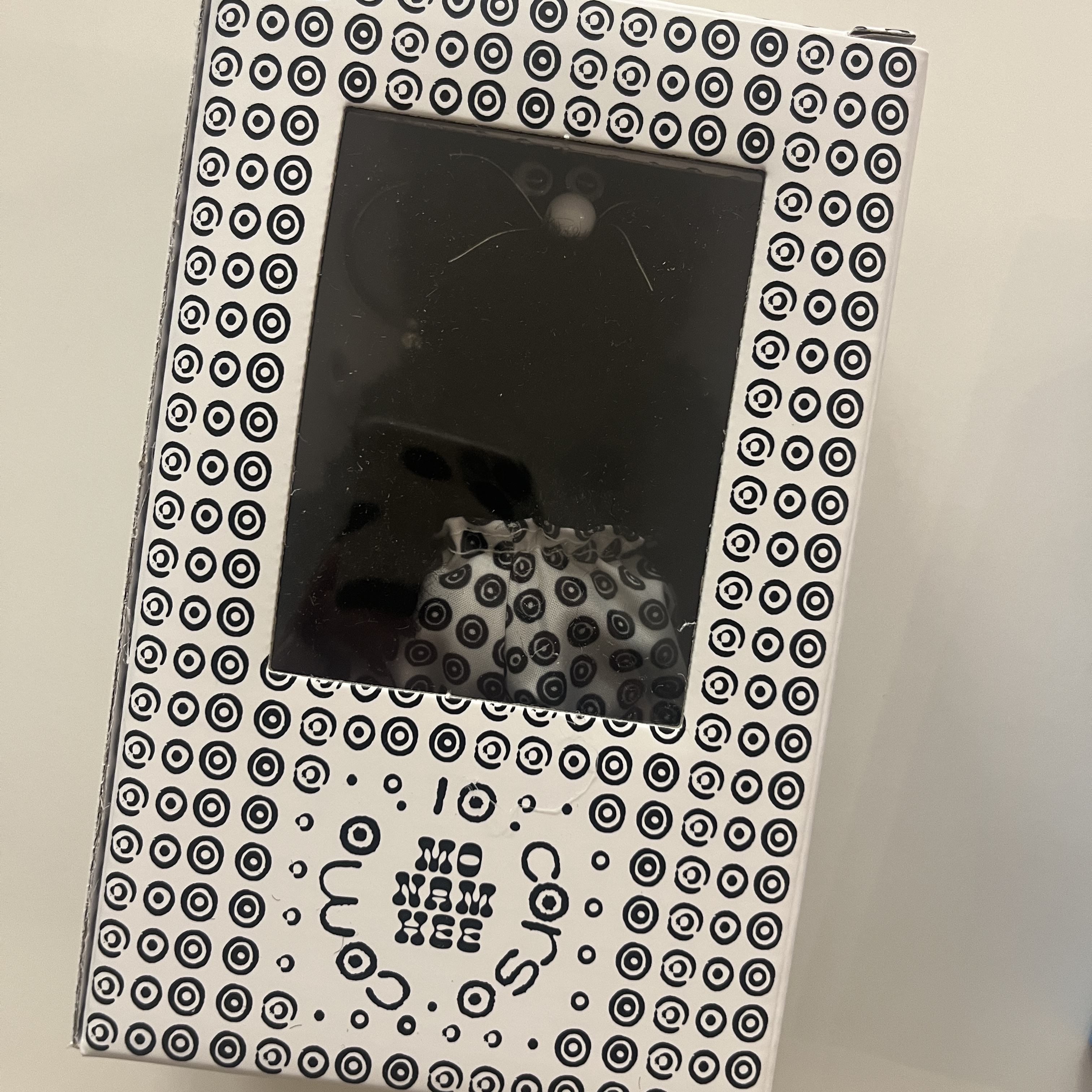 Monamhee x 10 Corso Como Bianco Keyring Black 착용 스타일