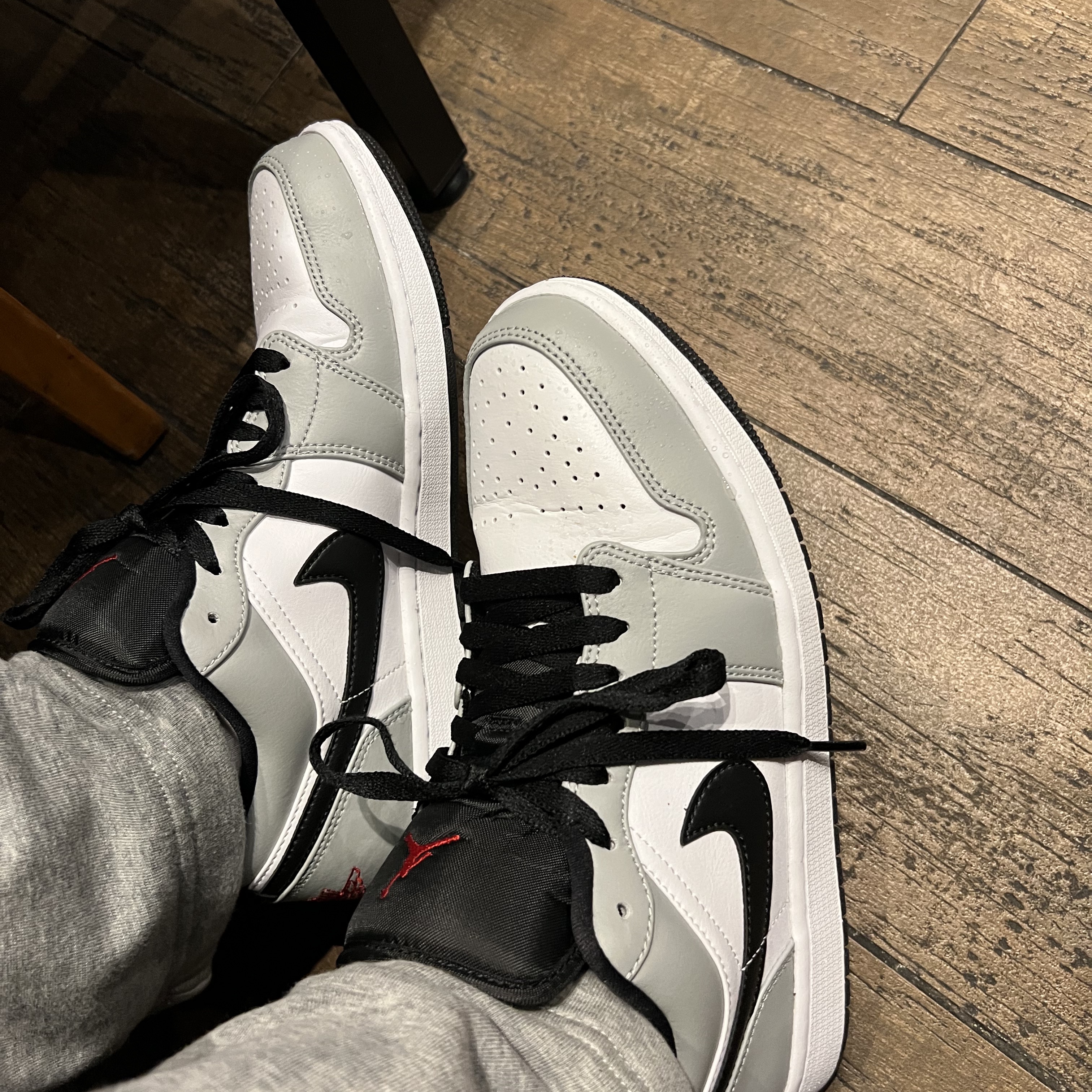 Jordan 1 Low Light Smoke Grey 착용 스타일