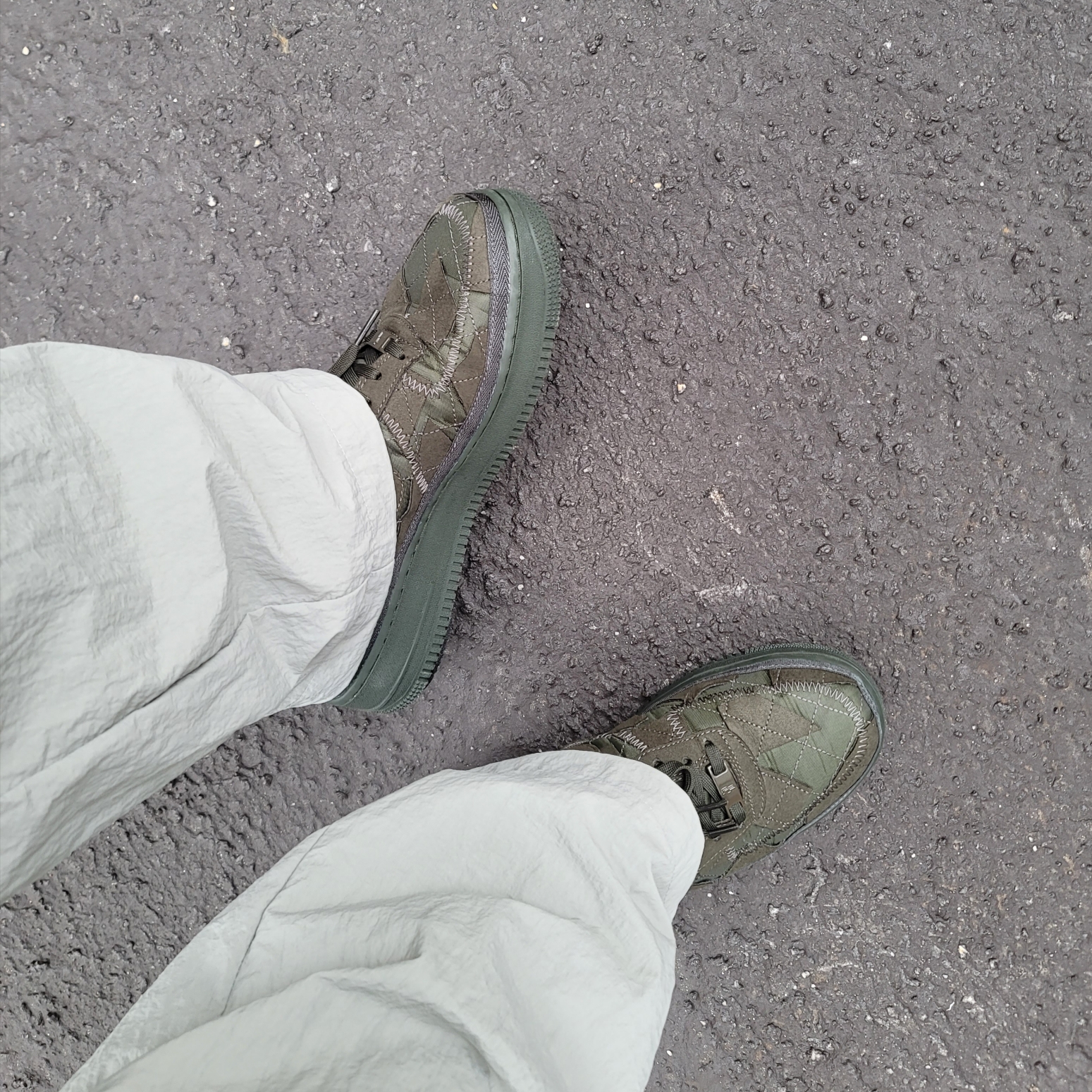 Nike x Billie Eilish Air Force 1 Low '07 SP Sequoia 착용 스타일